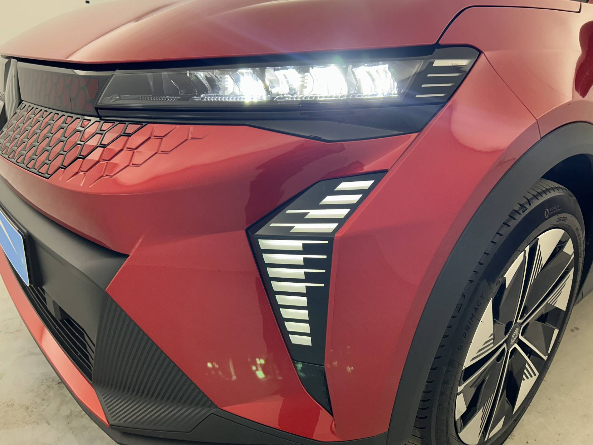 Vente en ligne Renault Scenic E-Tech  170 ch autonomie confort au prix de 29 490 €