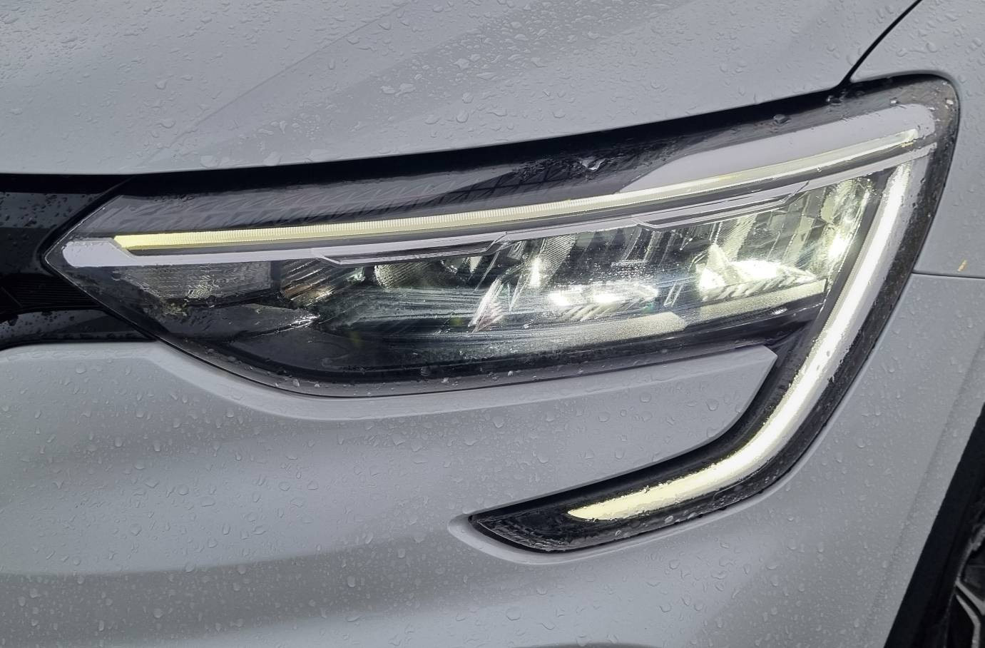 Vente en ligne Renault Arkana  E-Tech full hybrid 145 GSR2 au prix de 25 990 €