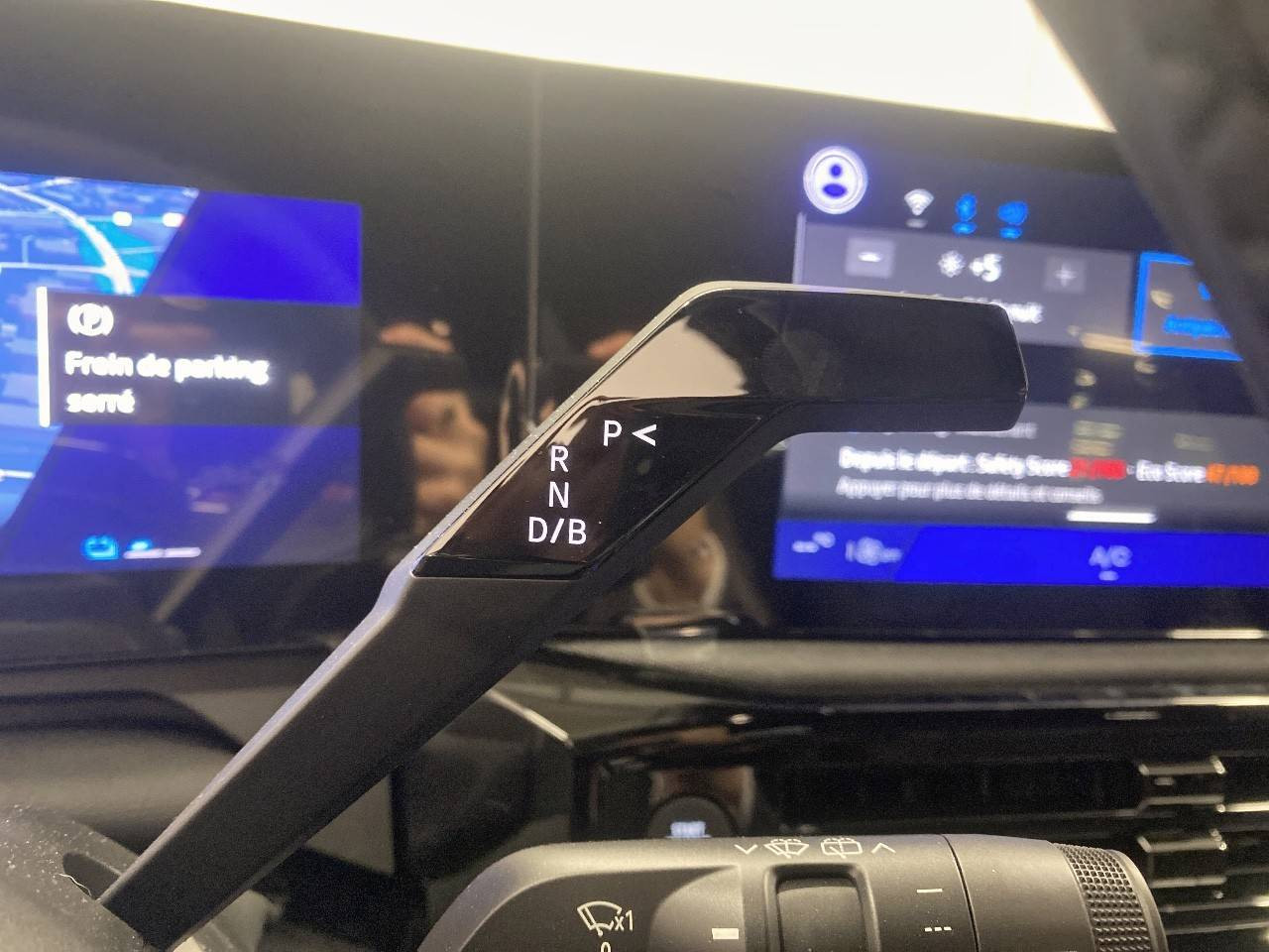 Vente en ligne Renault Clio 6 Clio E-Tech full hybrid 160 ch au prix de 50 000 €