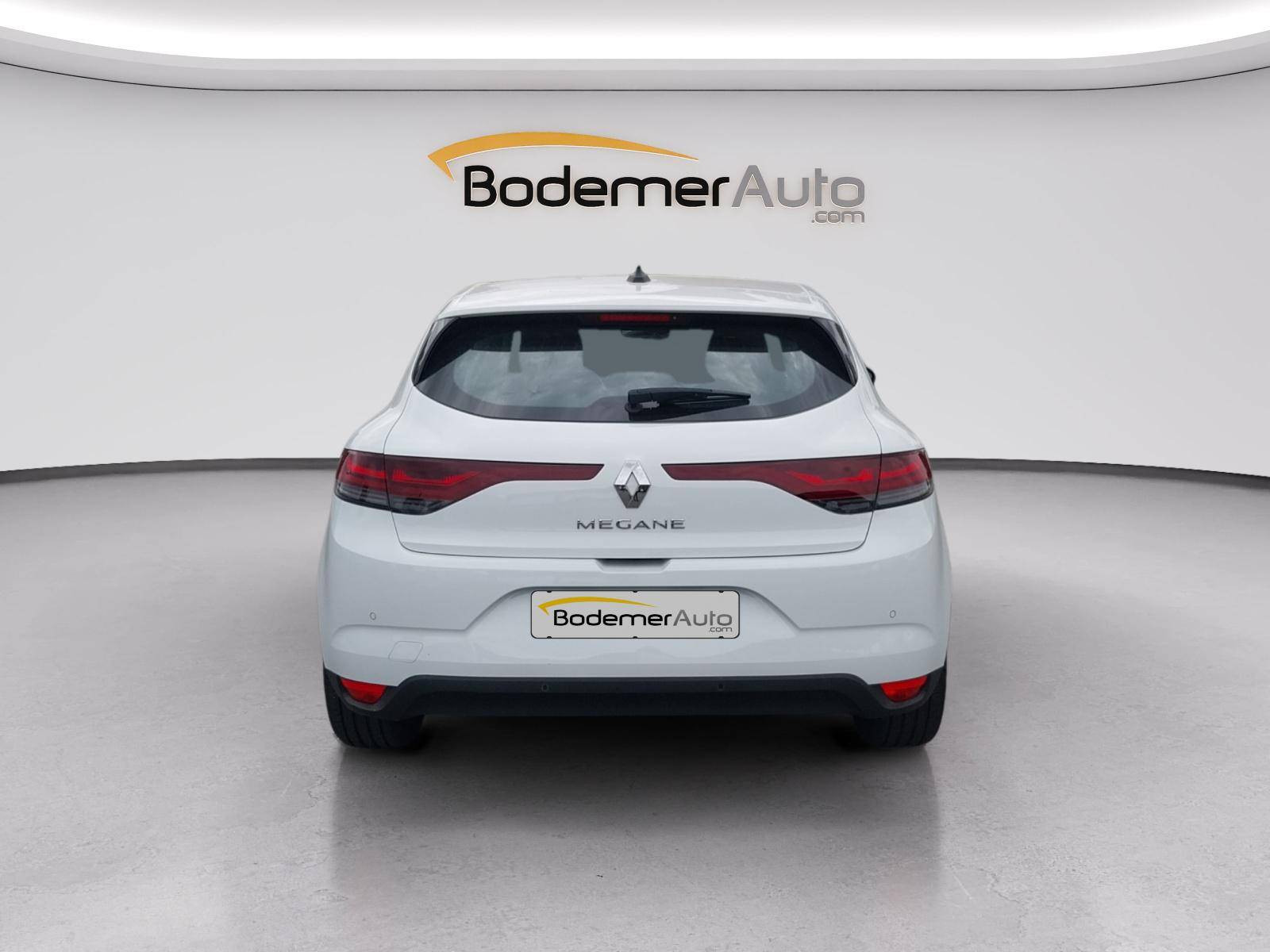 Vente en ligne Renault Megane 4 Mégane IV Berline Blue dCi 115 au prix de 13 290 €