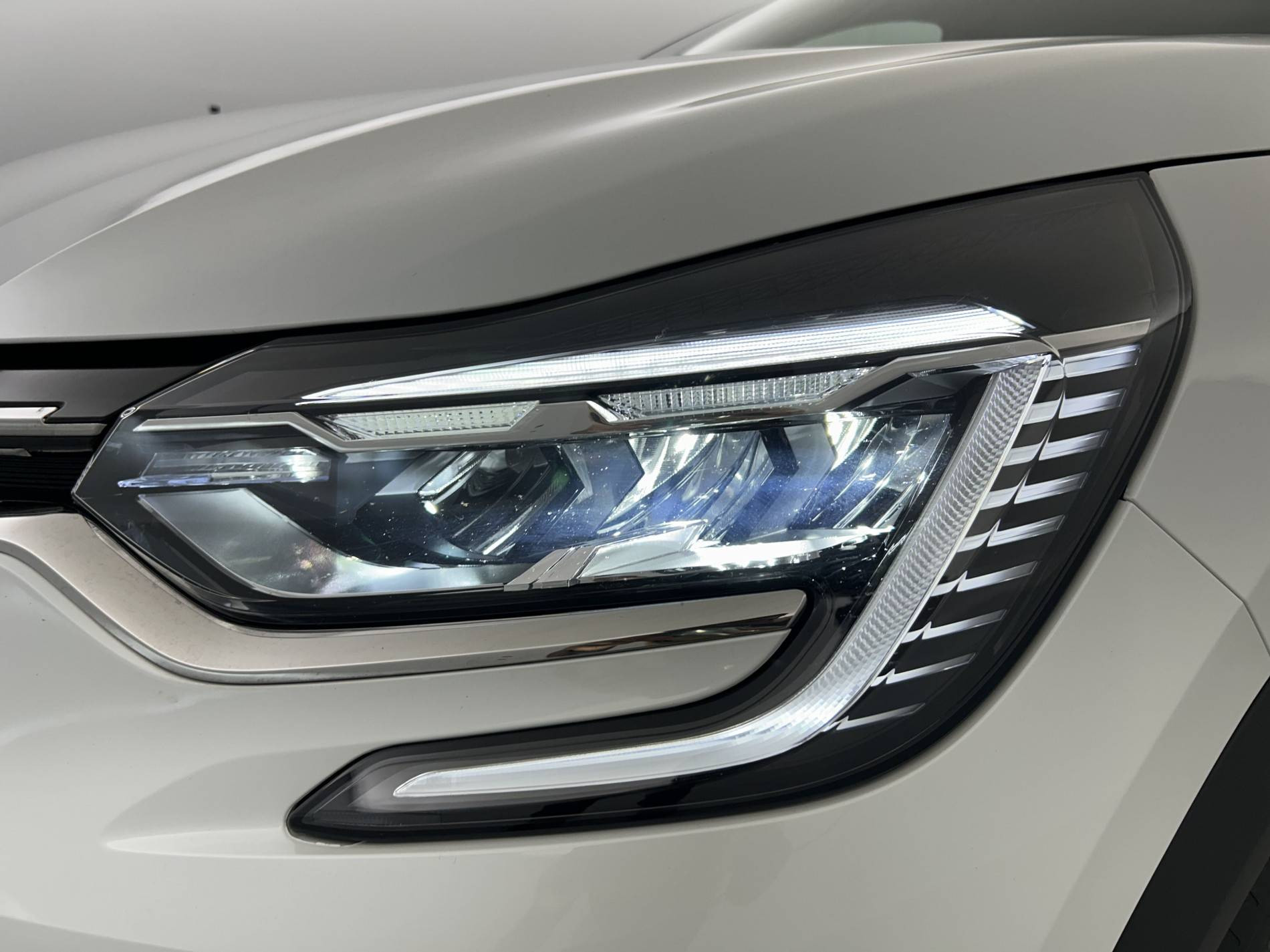 Vente en ligne Renault Captur  E-Tech full hybrid 145 au prix de 21 500 €
