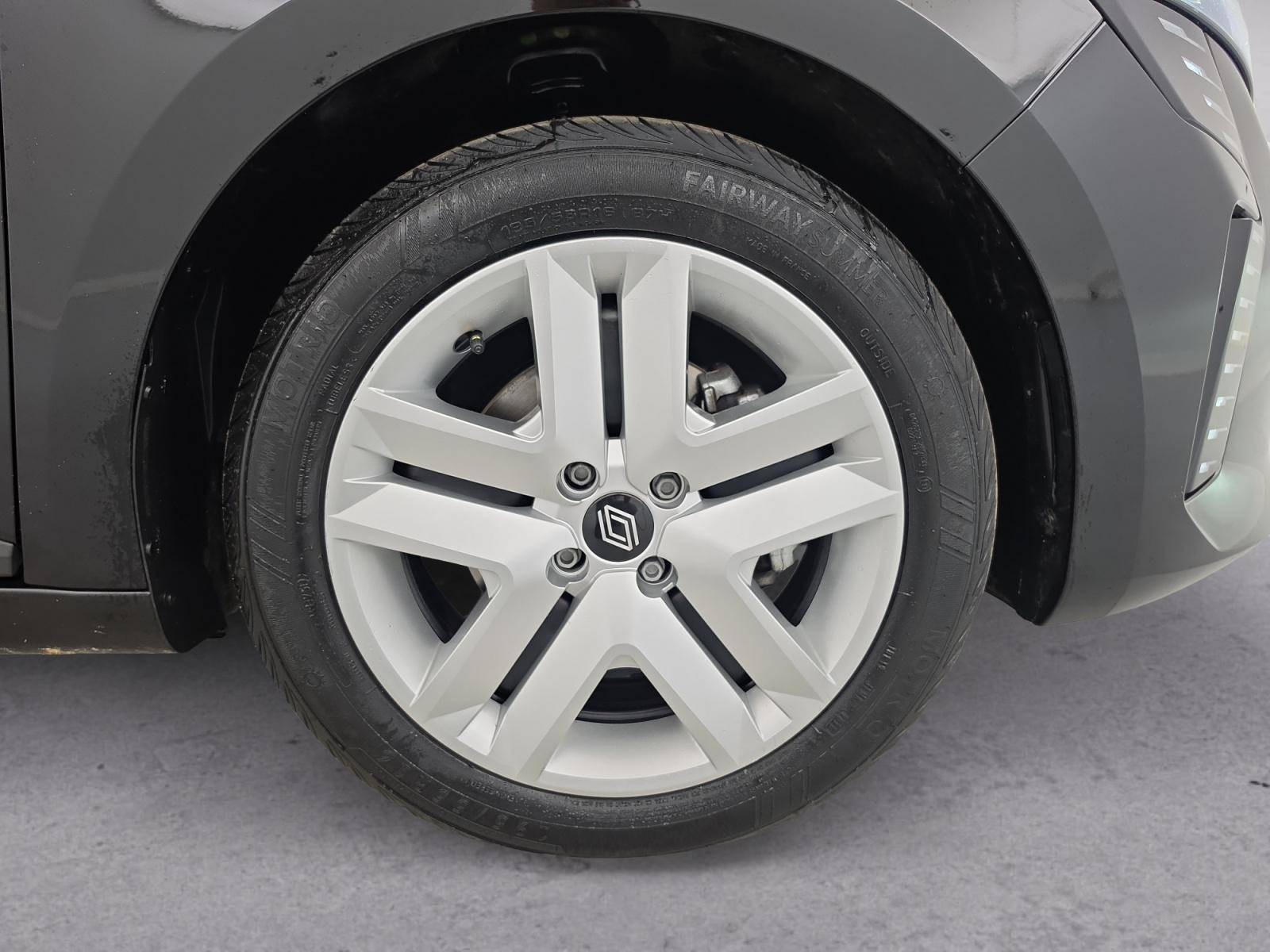Vente en ligne Renault Clio 5 Clio E-Tech full hybrid 145 ch GSR2 au prix de 19 990 €
