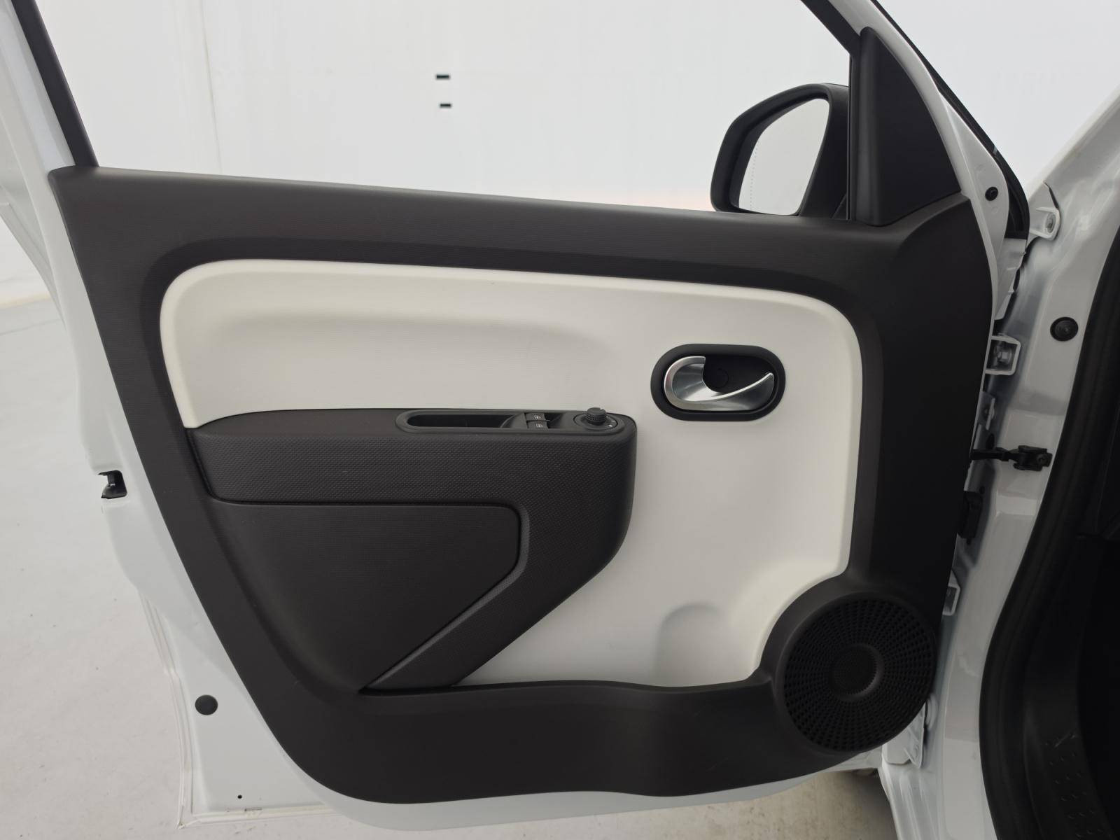 Vente en ligne Renault Twingo 3  SCe 65 au prix de 12 490 €