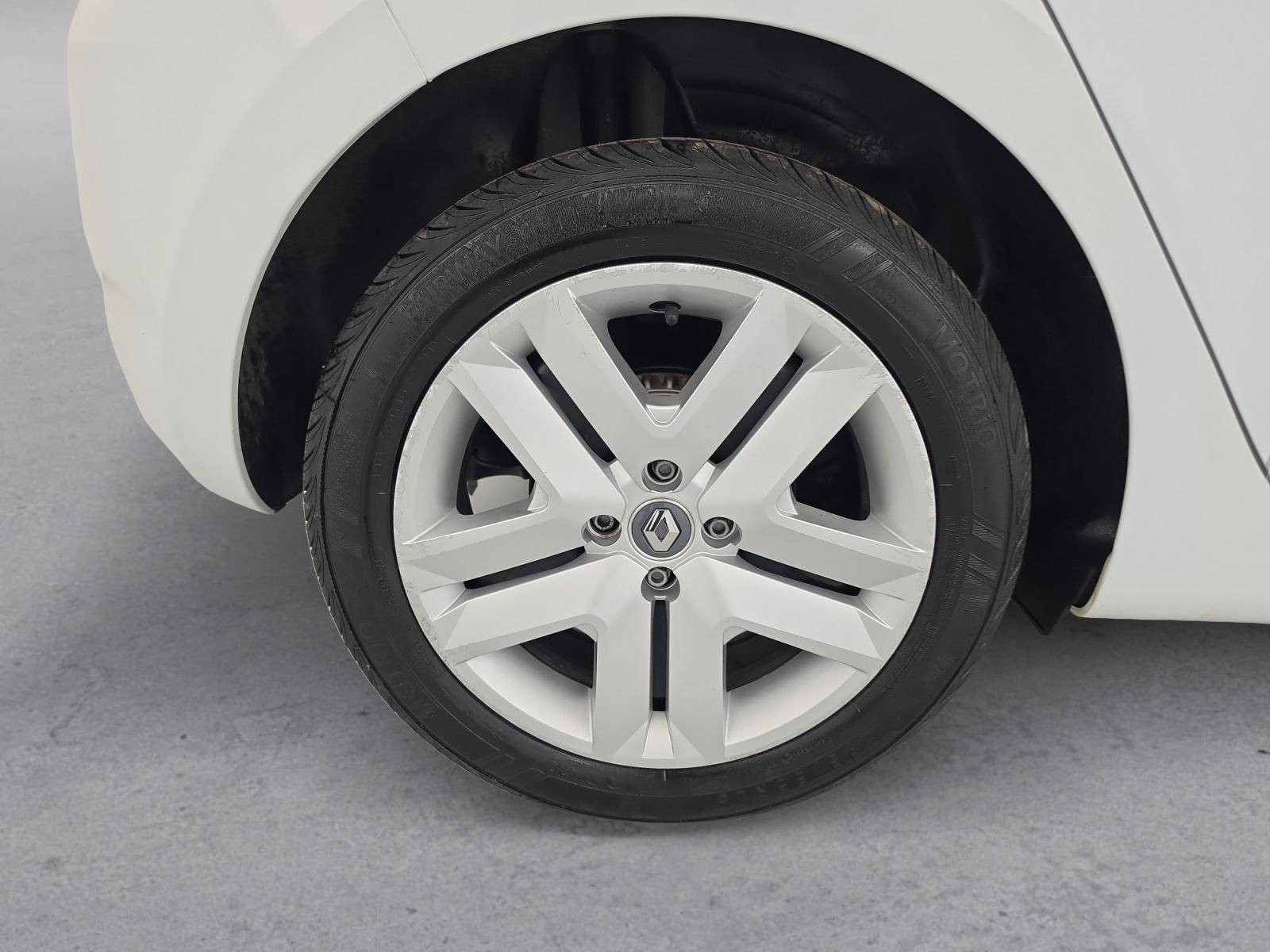 Vente en ligne Renault Clio 5 Clio TCe 90 X-Tronic - 21N au prix de 14 490 €