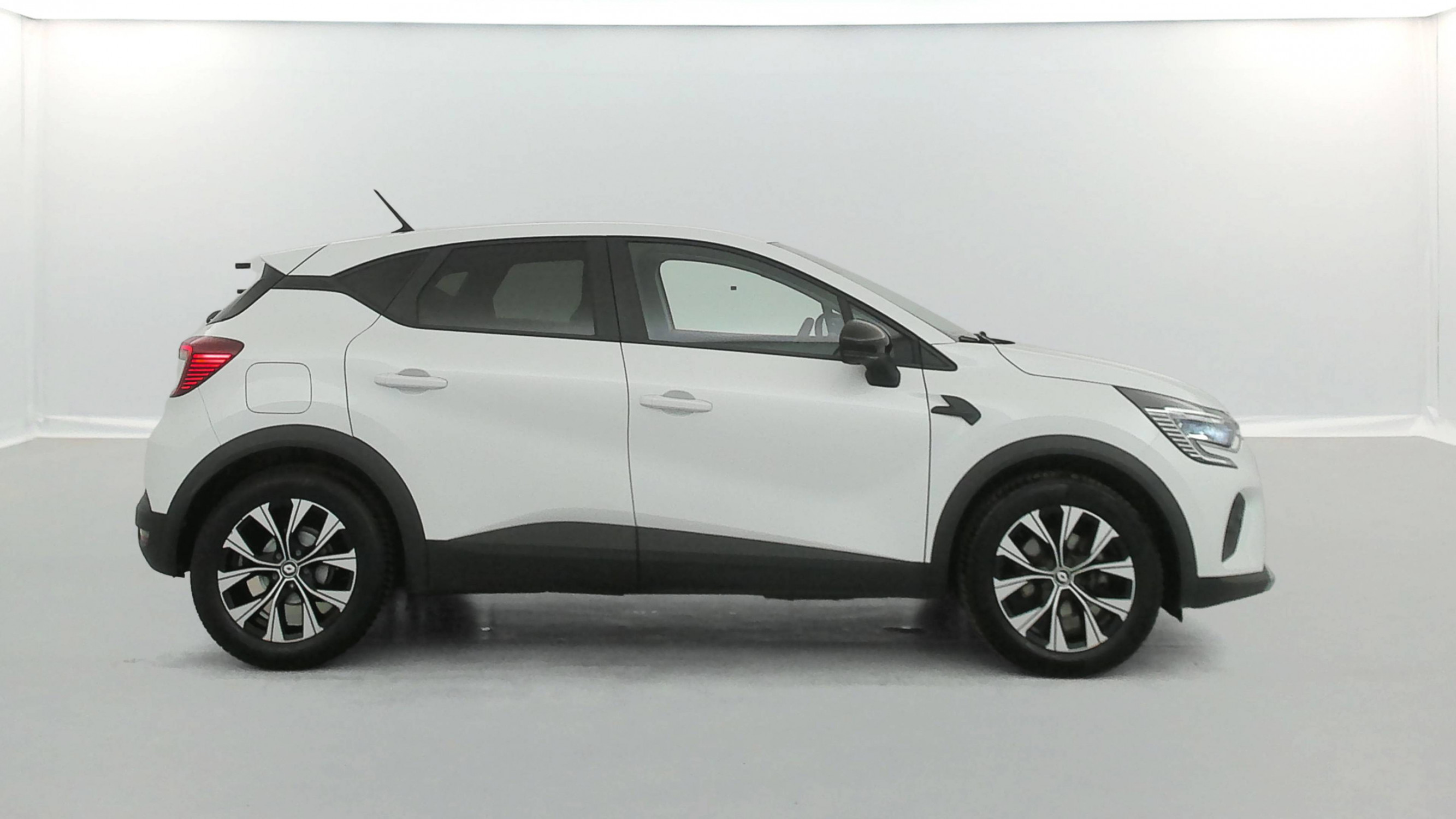 Vente en ligne Renault Captur  E-Tech full hybrid 145 au prix de 14 990 €