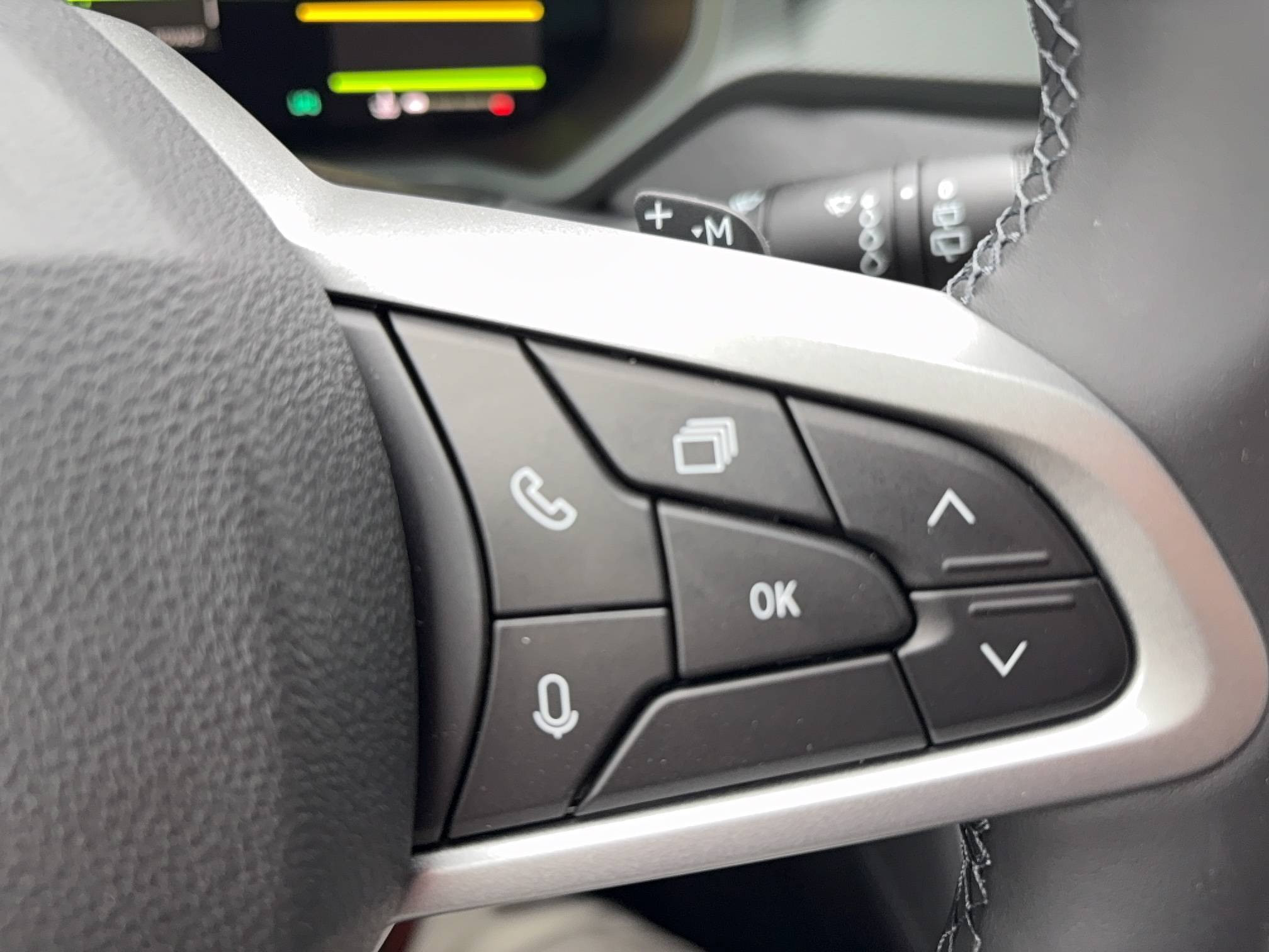 Vente en ligne Dacia Bigster Bigster Hybrid-G 150 4x4 / ATTELAGE + MARCHEPIEDS  au prix de 36 000 €