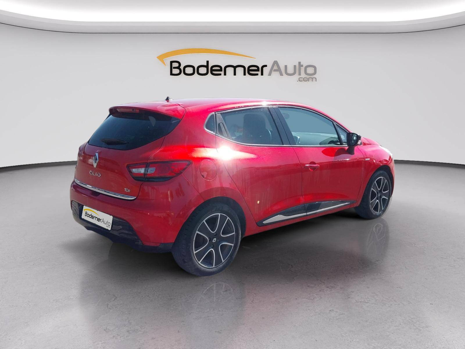 Vente en ligne Renault Clio 4  TCe 90 eco2 au prix de 8 990 €