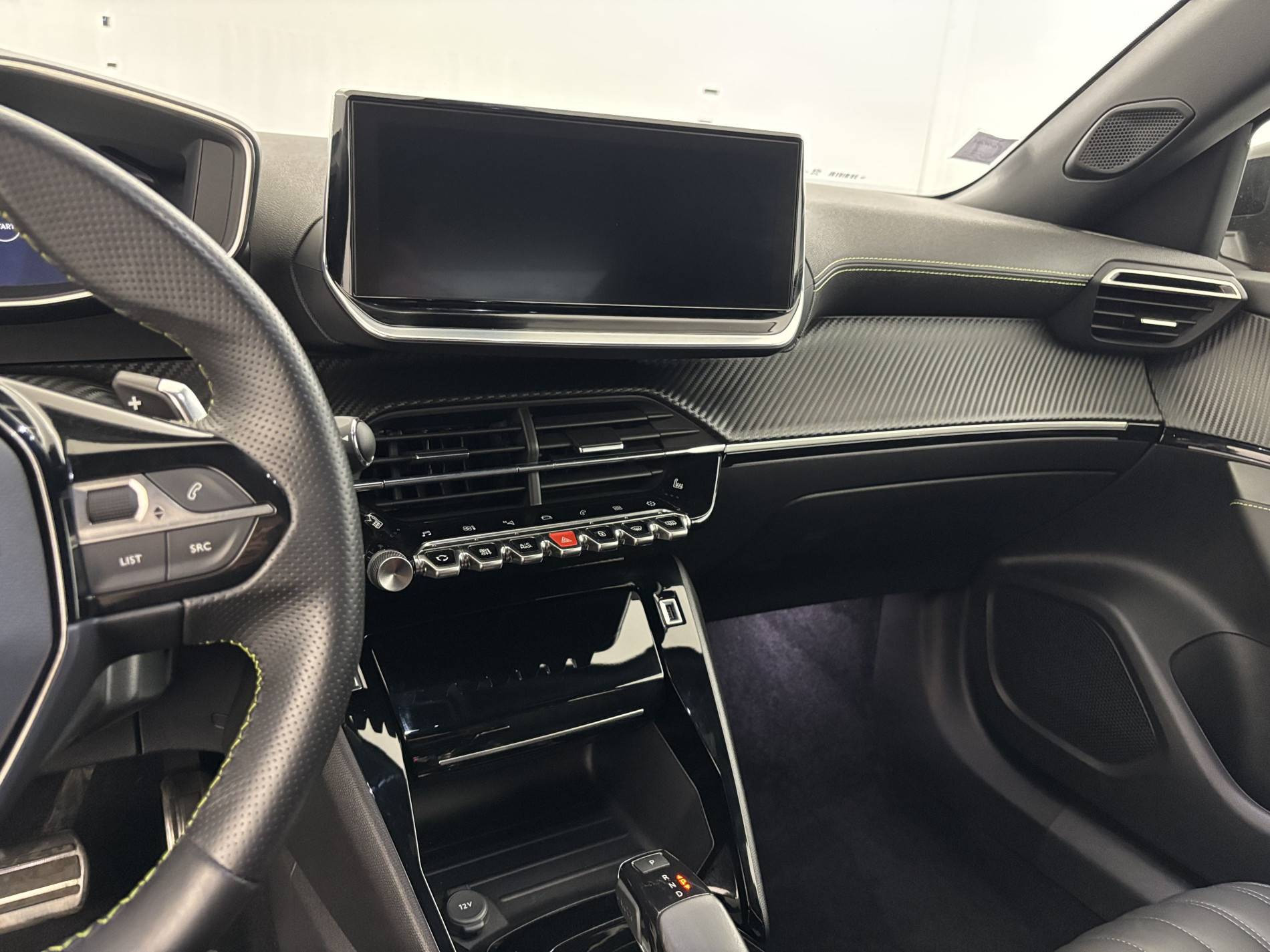 Vente en ligne Peugeot 2008  PureTech 155 S&S EAT8 au prix de 14 590 €