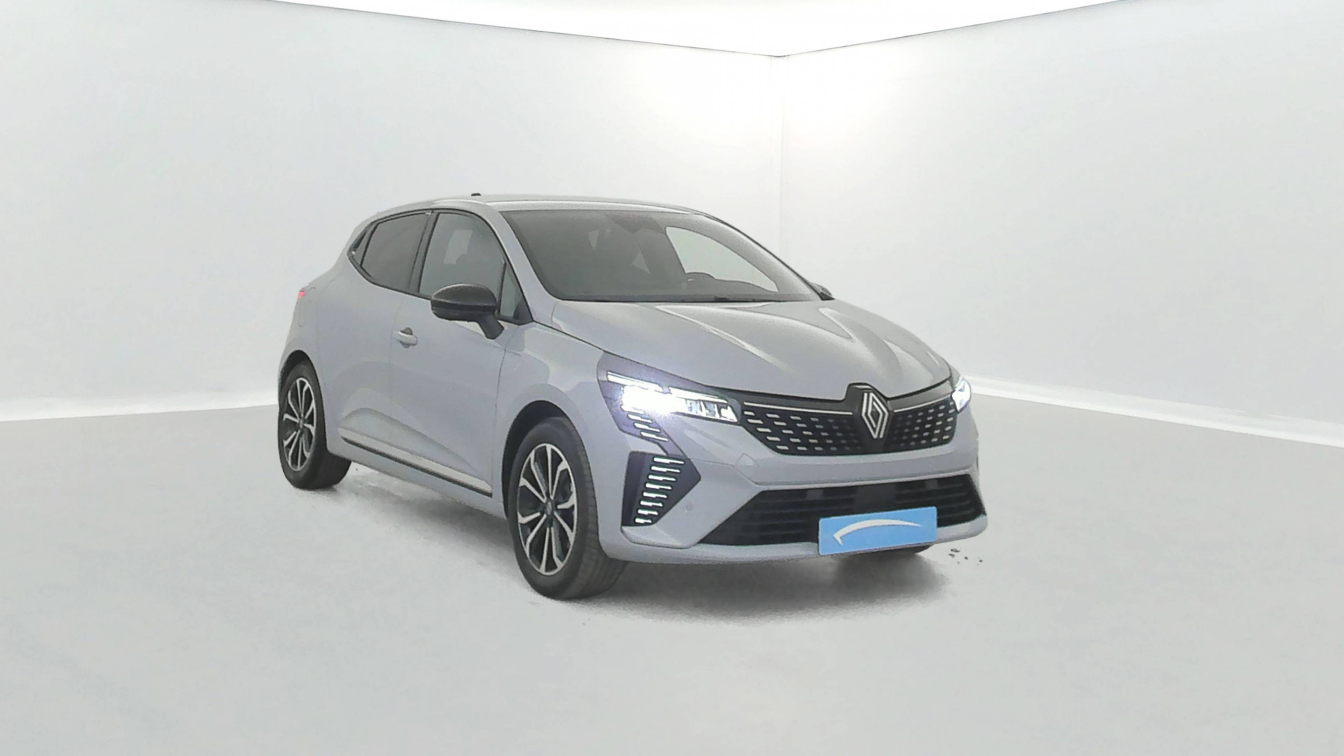 Vente en ligne Renault Clio 5 Clio E-Tech full hybrid 145 au prix de 21 990 €