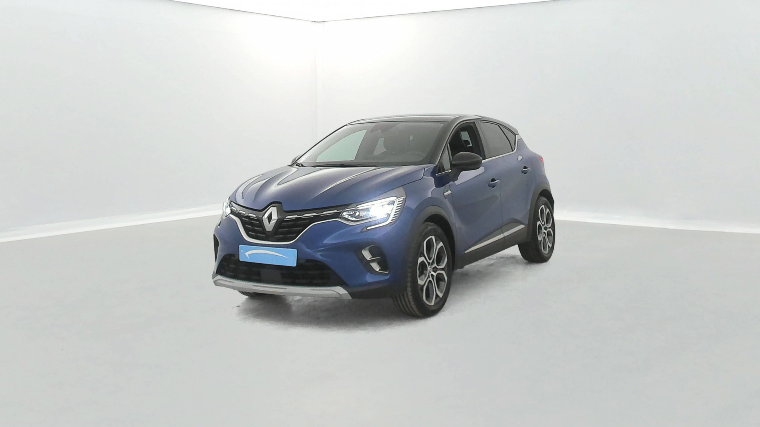 Renault Captur  E-Tech full hybrid 145 occasion de 2023 en vente à Lorient