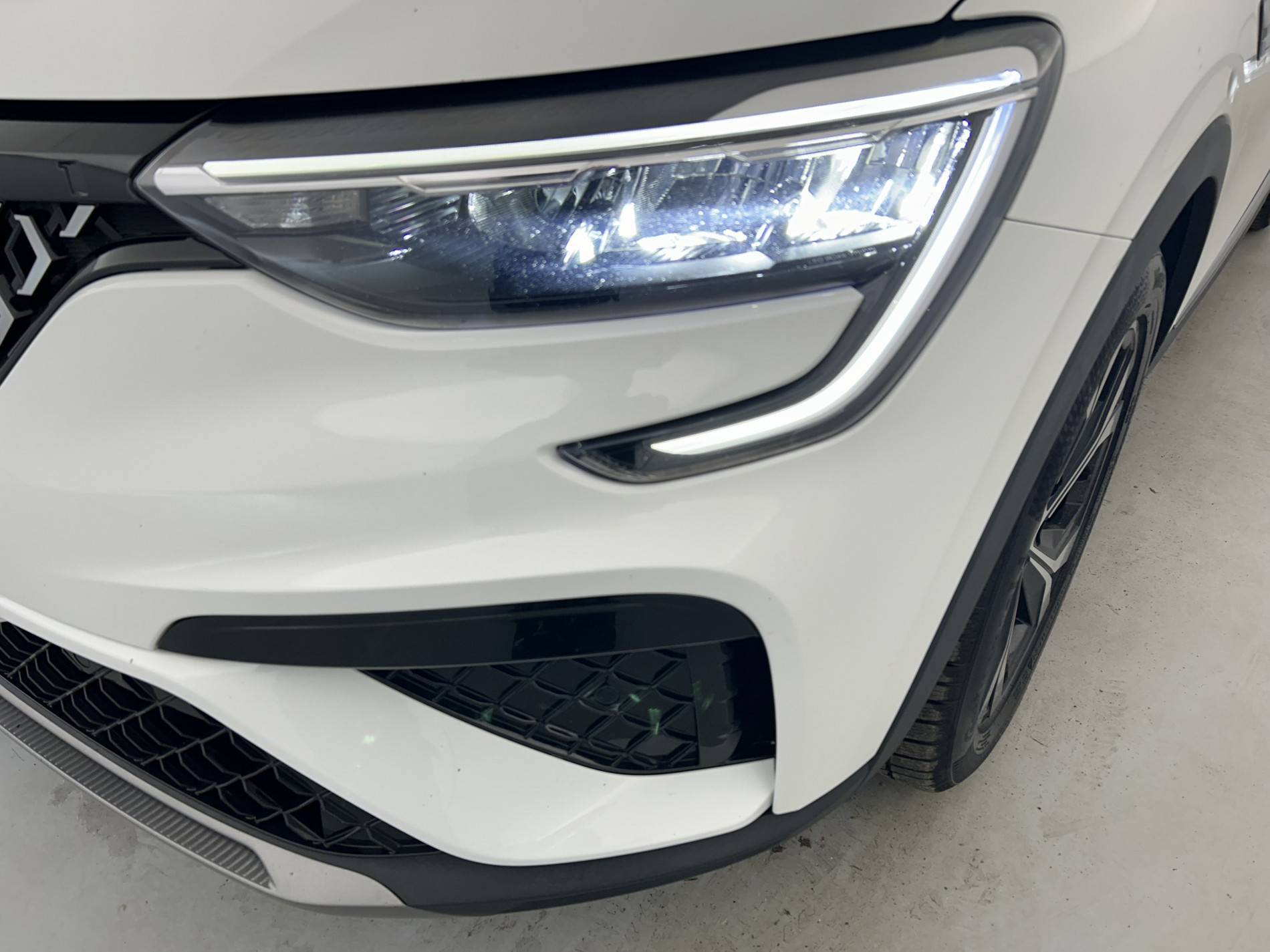 Vente en ligne Renault Arkana  E-Tech 145 - 23 au prix de 19 990 €