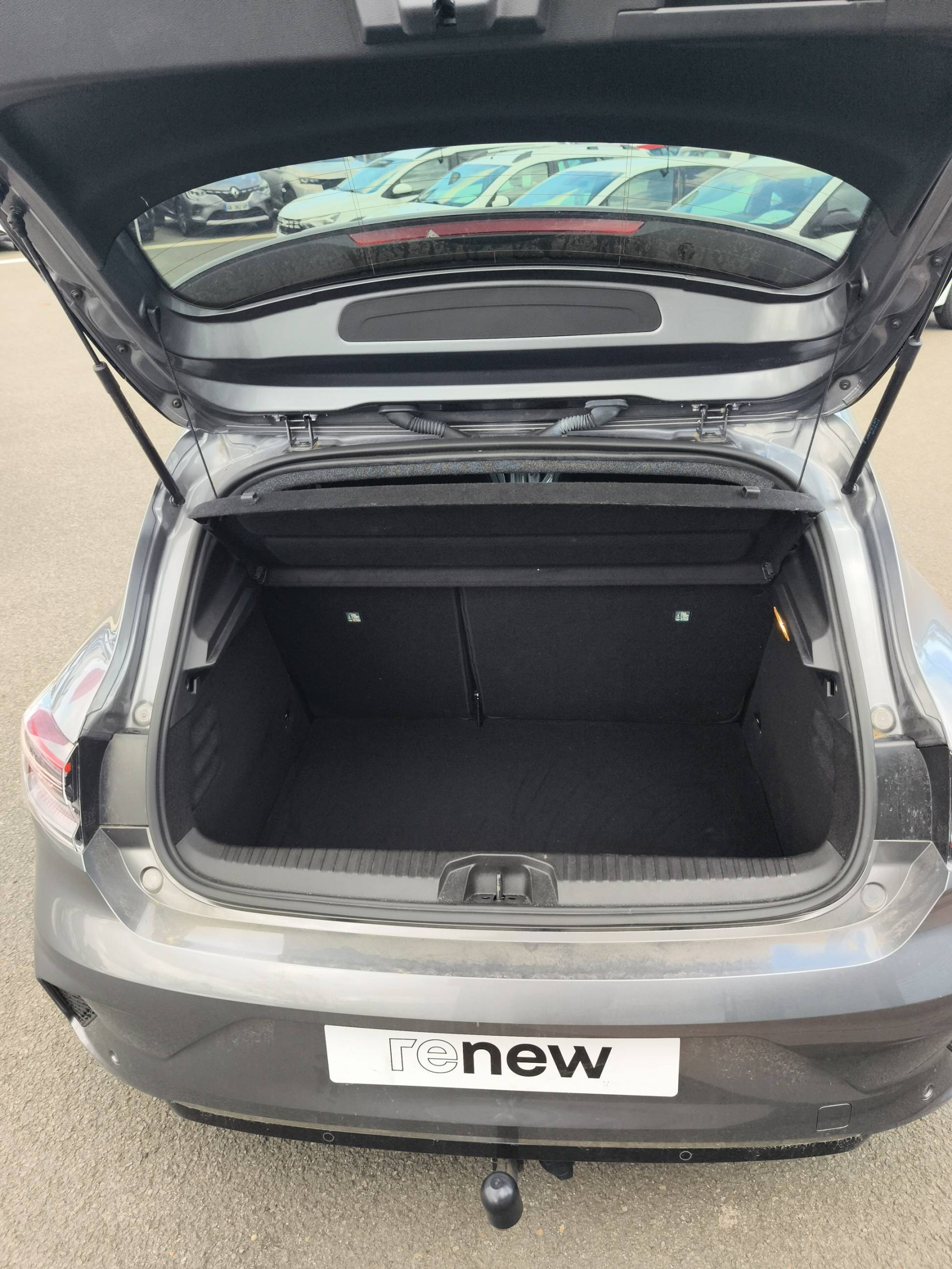 Vente en ligne Renault Clio 5 Clio E-Tech full hybrid 145 au prix de 18 990 €