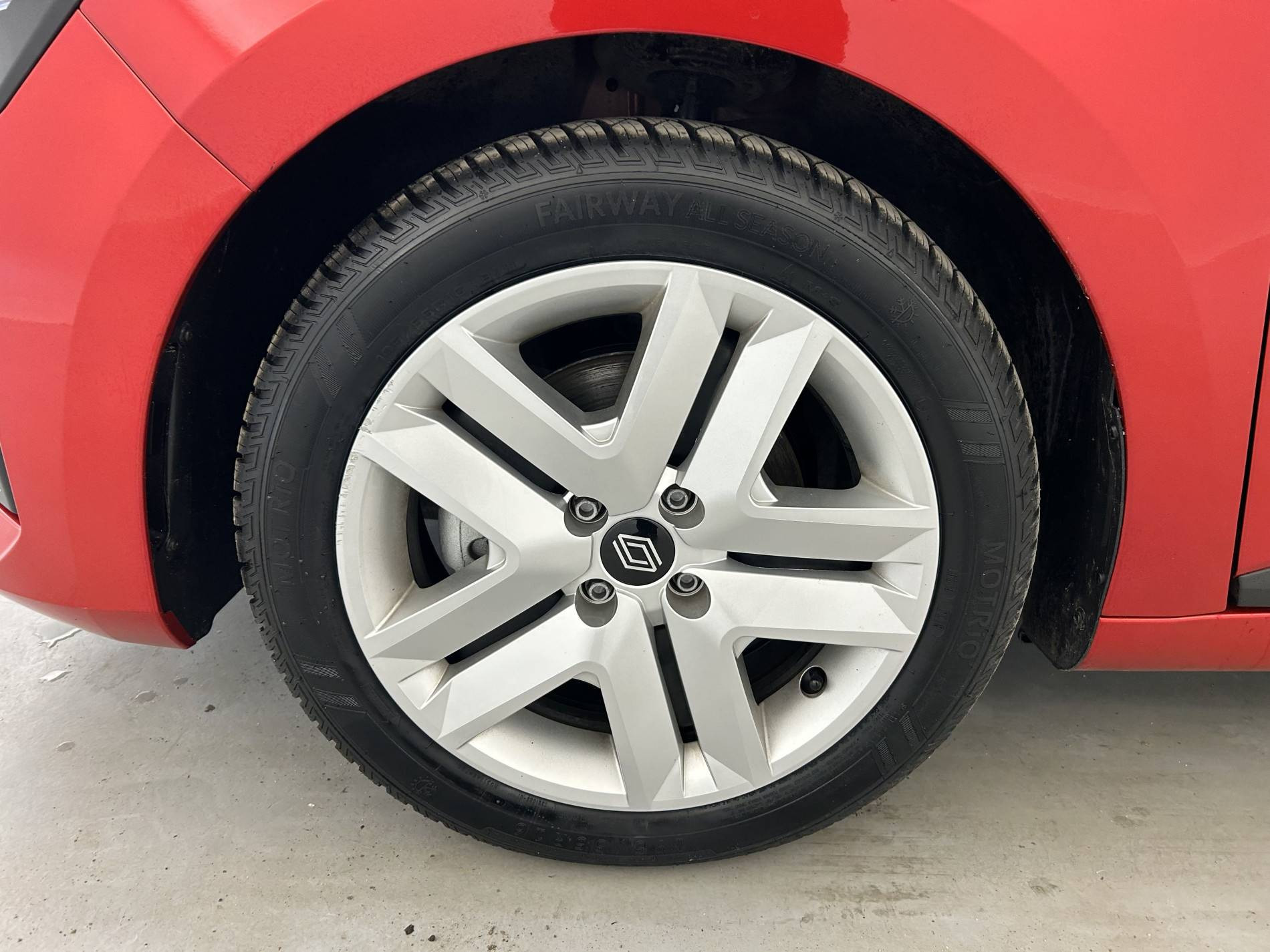 Vente en ligne Renault Clio 5 Clio E-Tech full hybrid 145 ch GSR2 au prix de 20 000 €