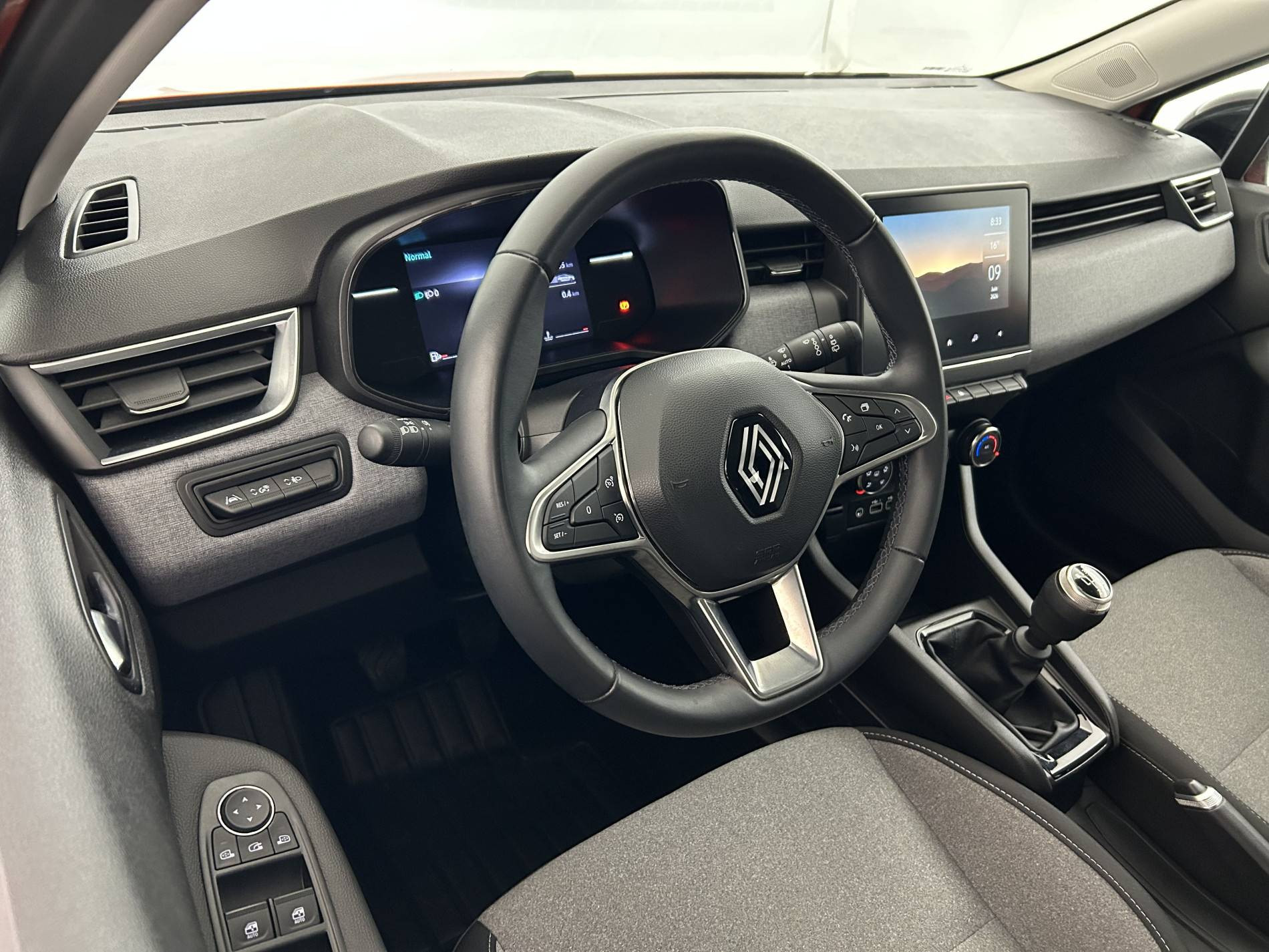 Vente en ligne Renault Clio 5 Clio TCe 90 au prix de 15 490 €