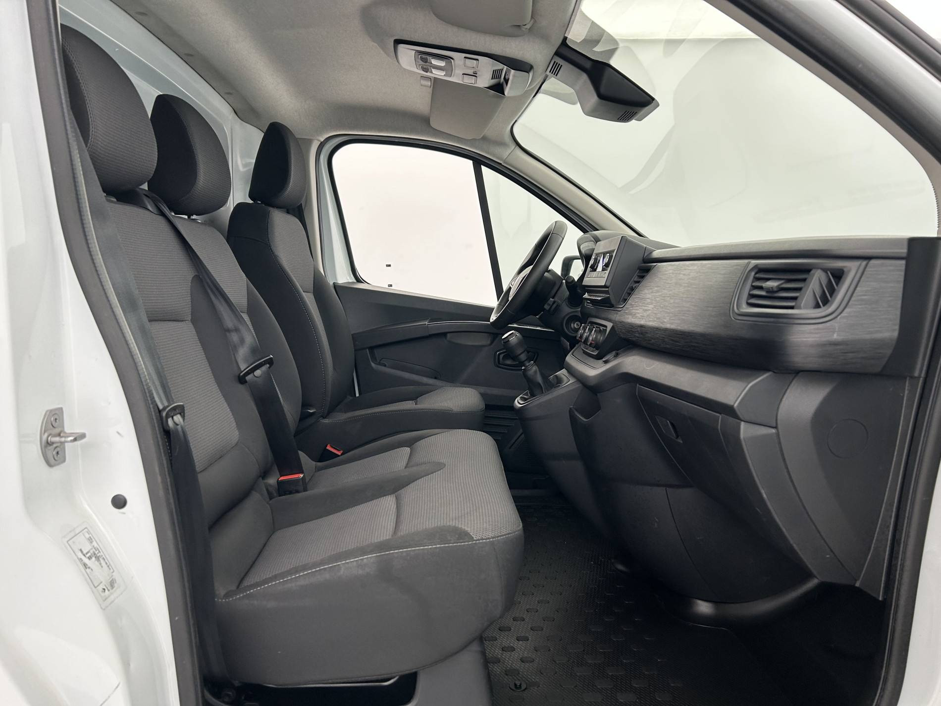 Vente en ligne Renault Trafic 3 Fourgon TRAFIC FGN L1H1 2800 KG BLUE DCI 110 au prix de 20 990 €