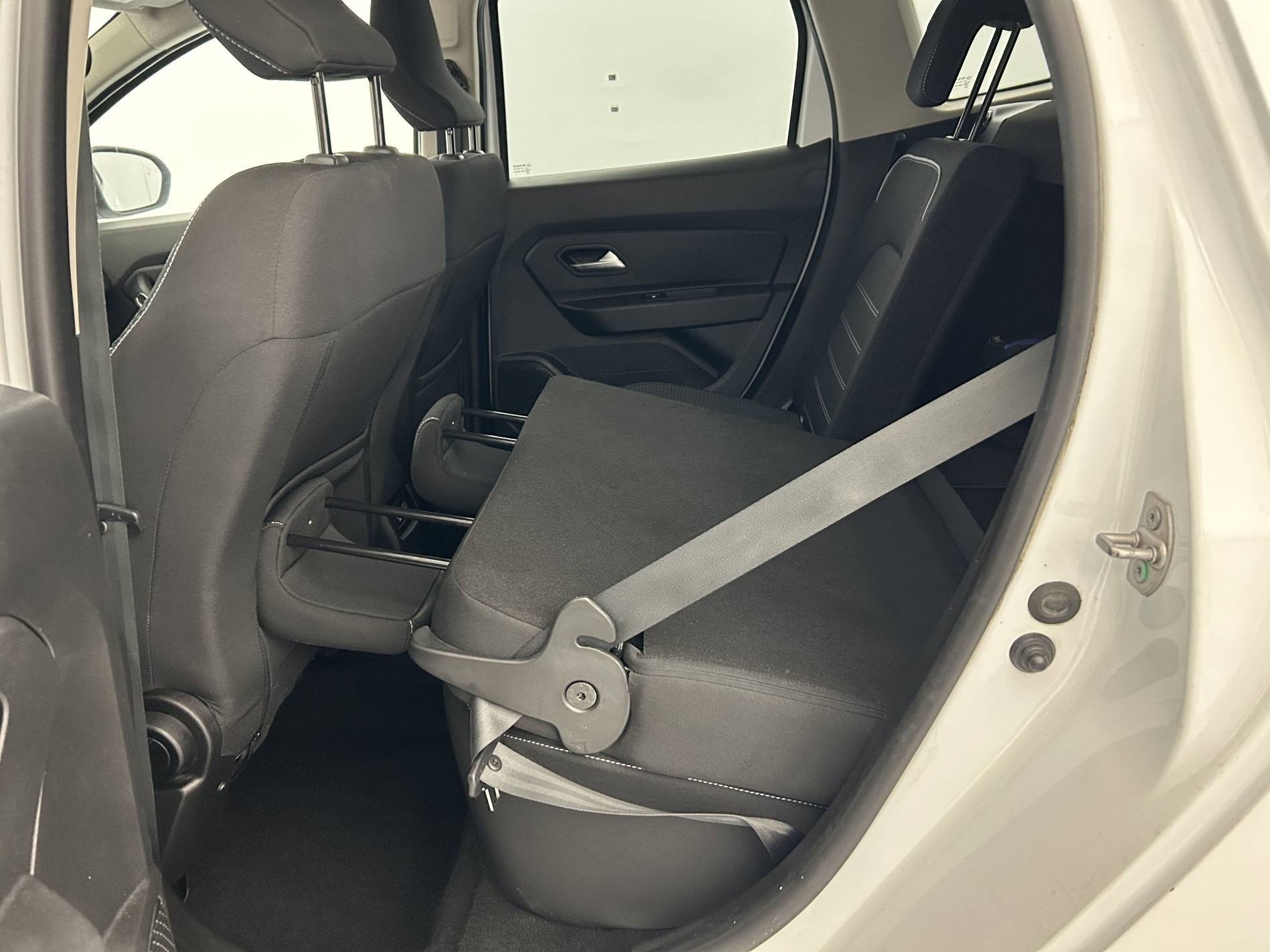 Vente en ligne Dacia Duster  ECO-G 100 4x2 au prix de 14 990 €