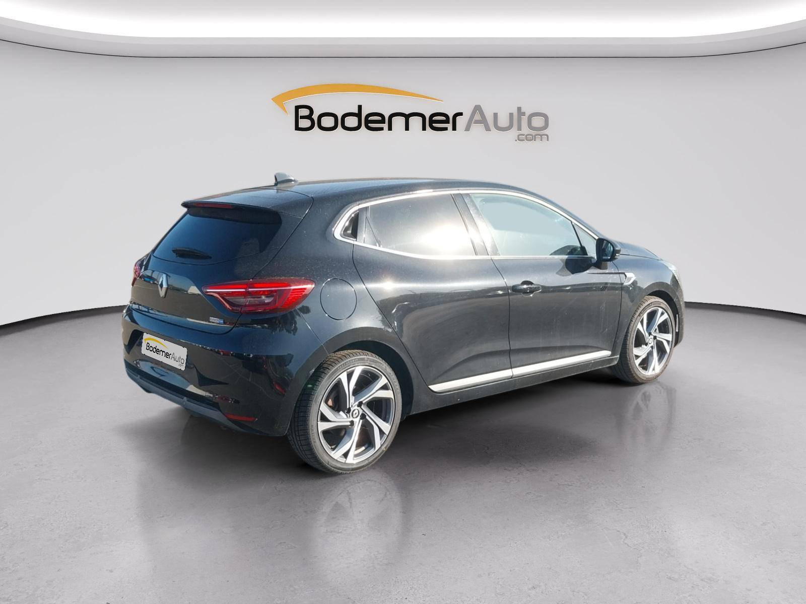 Vente en ligne Renault Clio 5 Clio E-Tech 140 - 21N au prix de 15 990 €