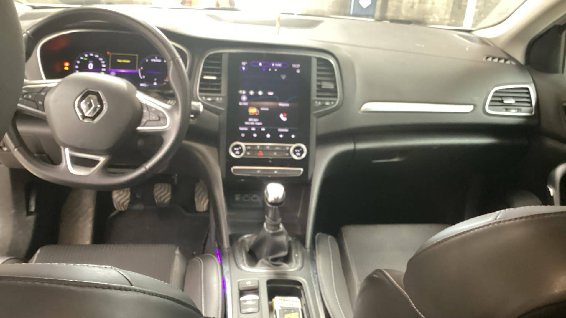 Vente en ligne Renault Megane 4 Mégane IV Berline Blue dCi 115 - 21N au prix de 15 490 €