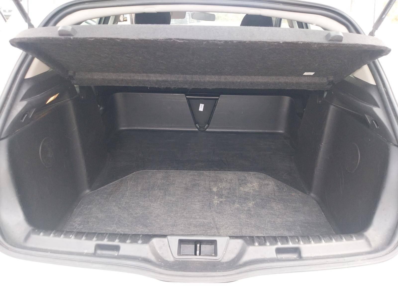 Vente en ligne Renault Megane 4  BLUE DCI 115 au prix de 13 900 €