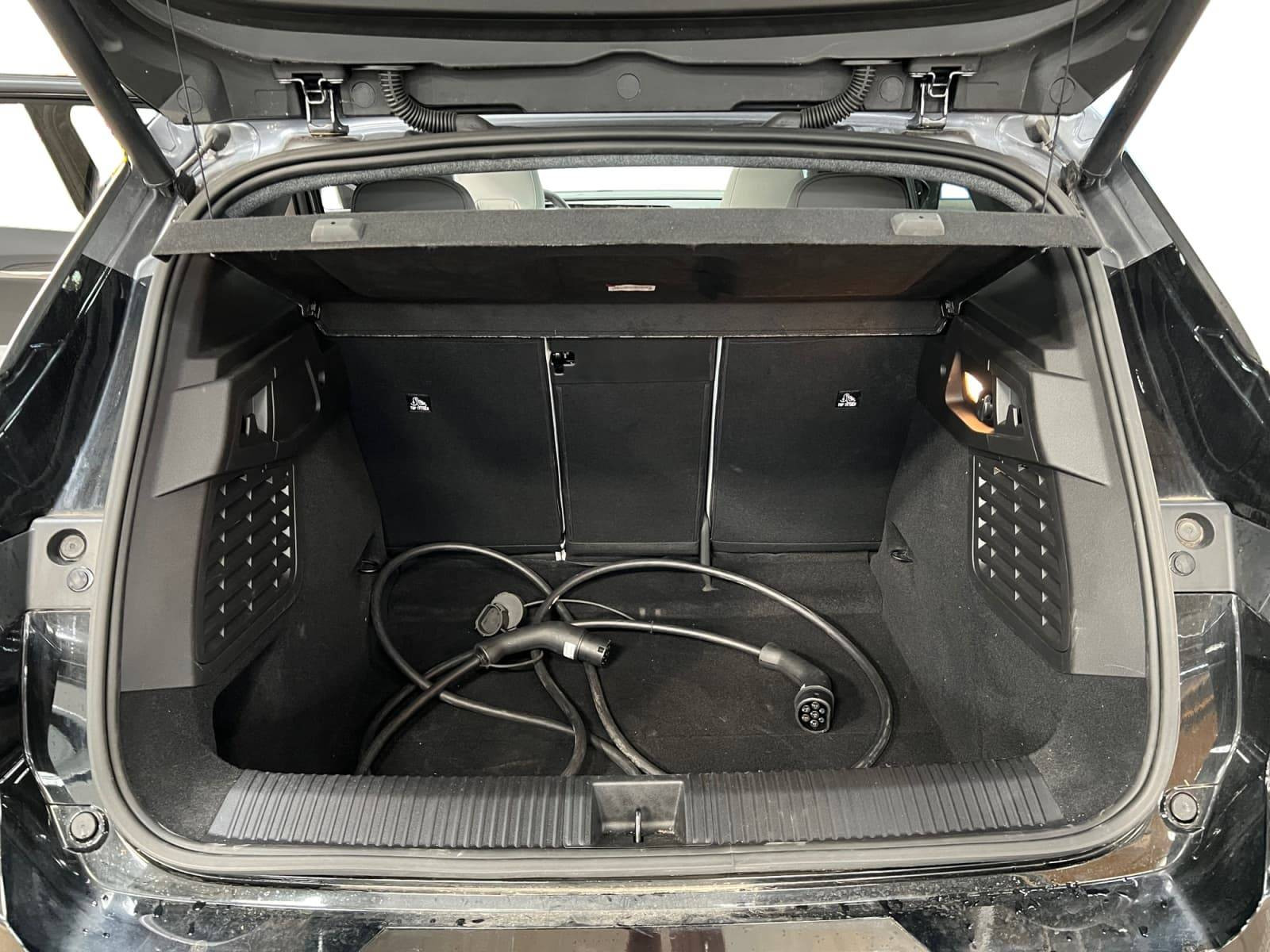 Vente en ligne Renault Scenic E-Tech Scenic E-Tech électrique 220 ch grande autonomie au prix de 43 990 €