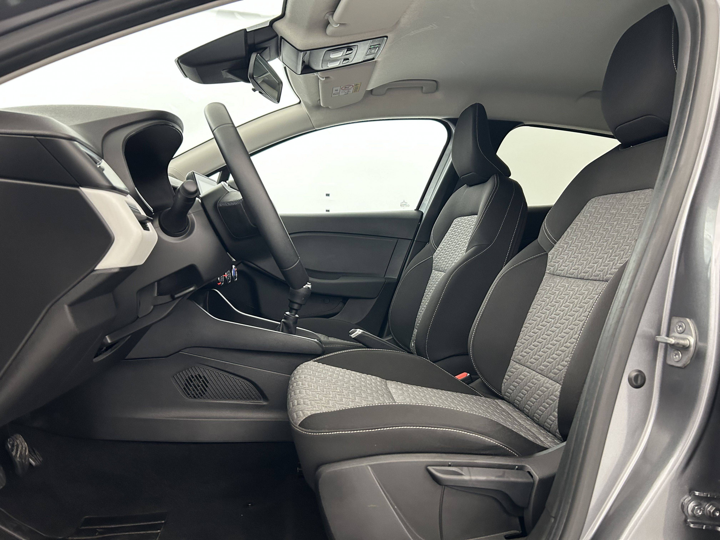 Vente en ligne Renault Clio 5 Clio TCe 90 au prix de 14 490 €