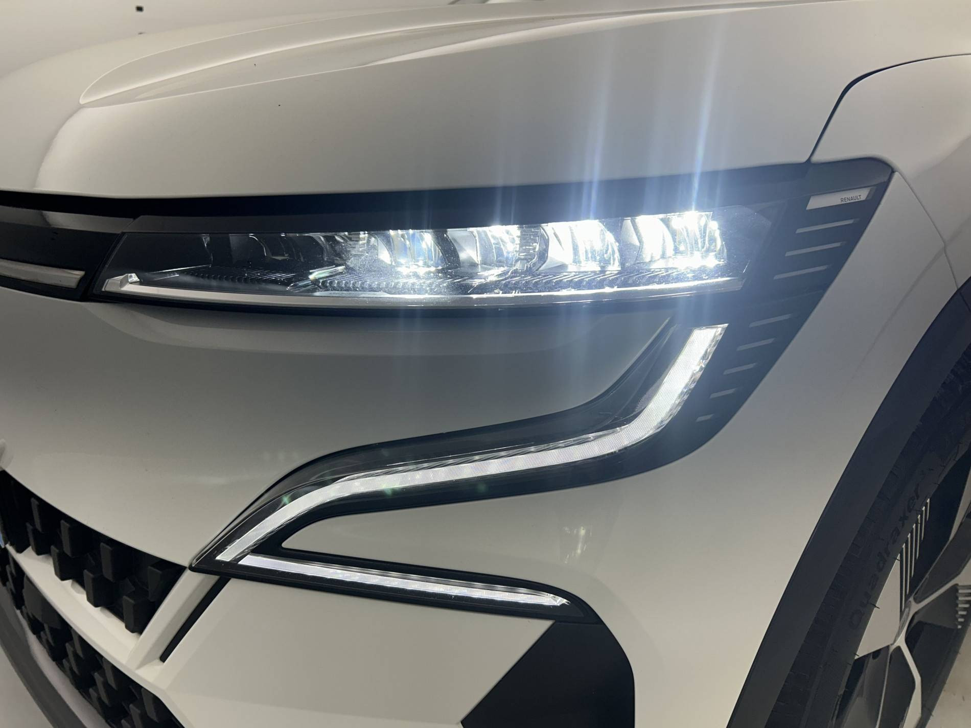 Vente en ligne Renault Megane E-Tech  EV40 130ch standard charge au prix de 18 790 €