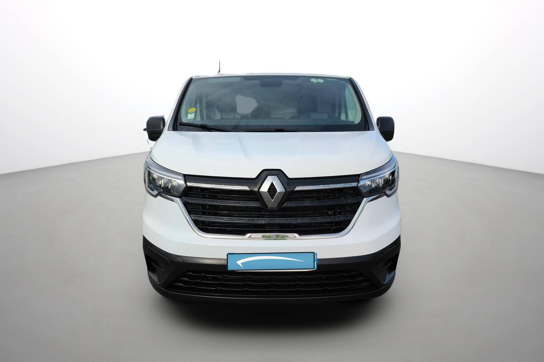 Vente en ligne Renault Trafic 3 Fourgon TRAFIC FGN L2H1 3000 KG BLUE DCI 130 au prix de 22 490 €