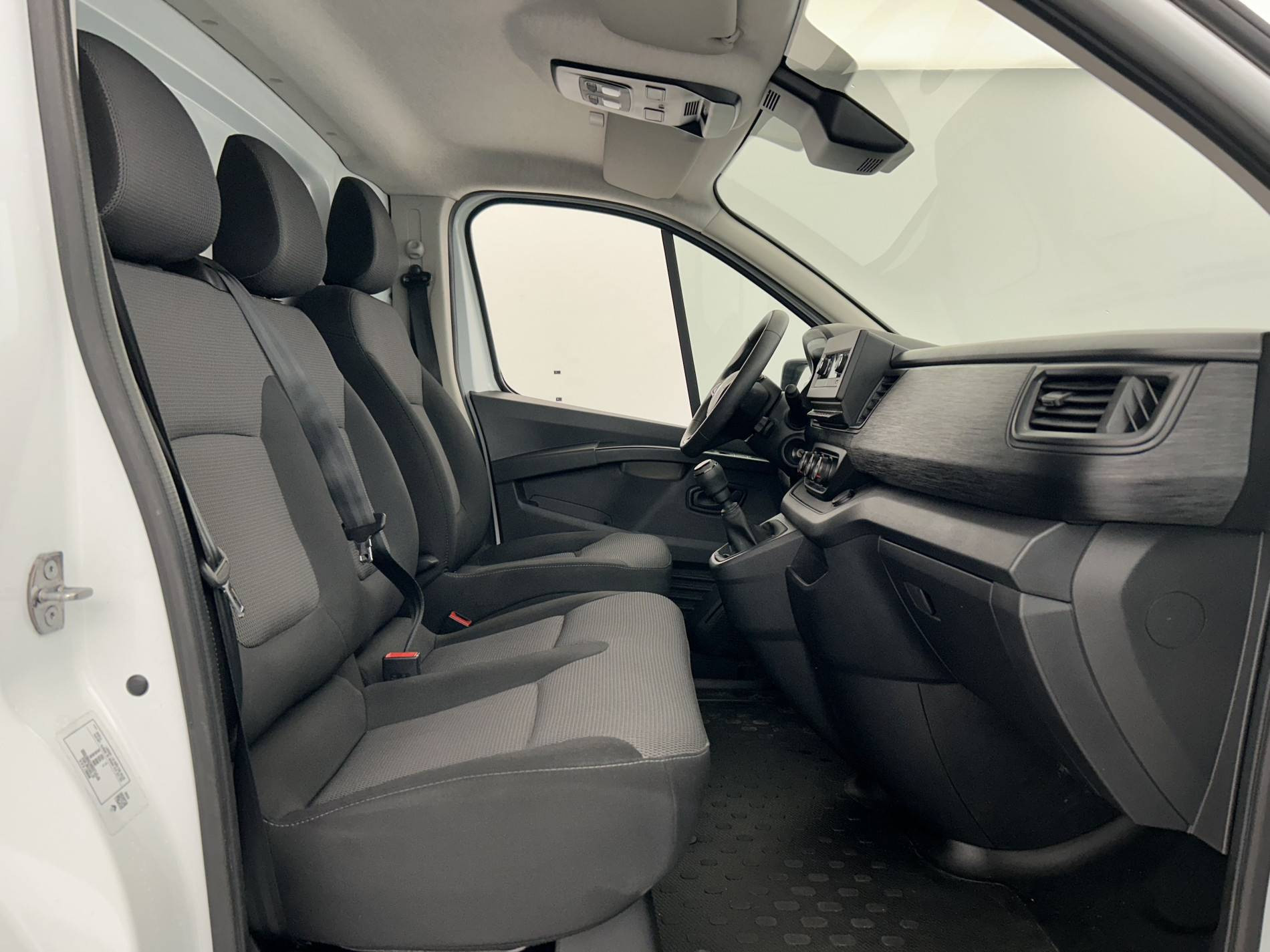Vente en ligne Renault Trafic 3 Fourgon TRAFIC FGN L1H1 2800 KG BLUE DCI 110 au prix de 20 790 €