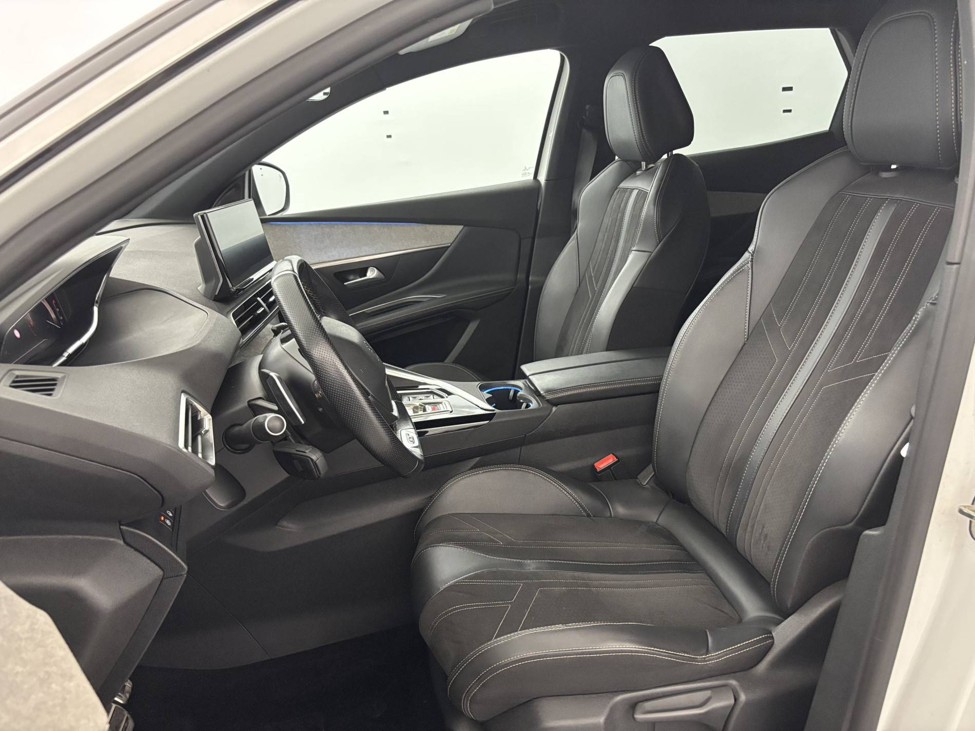 Vente en ligne Peugeot 3008  Puretech 130ch S&S EAT8 au prix de 16 990 €