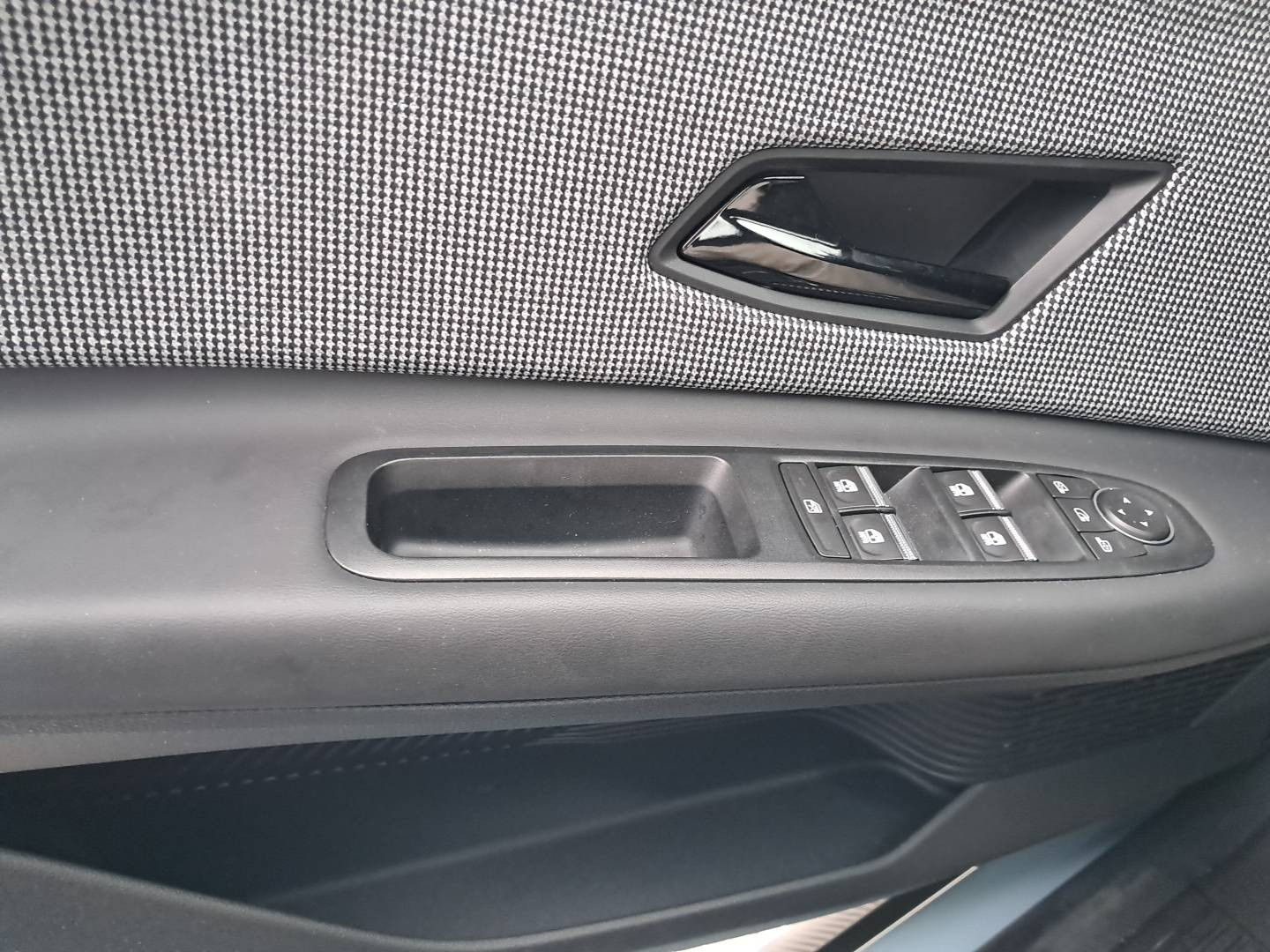 Vente en ligne Renault R4 E-Tech  150 ch autonomie confort au prix de 35 790 €