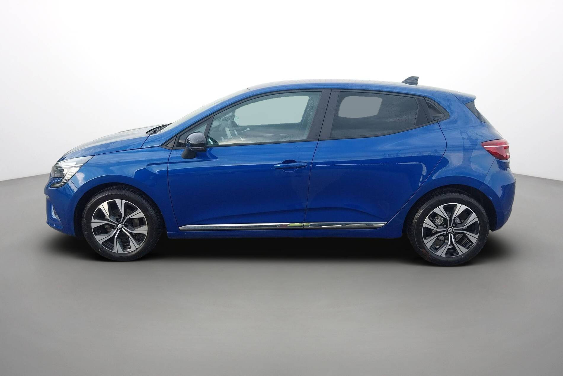 Vente en ligne Renault Clio 5 Clio TCe 90 au prix de 13 990 €