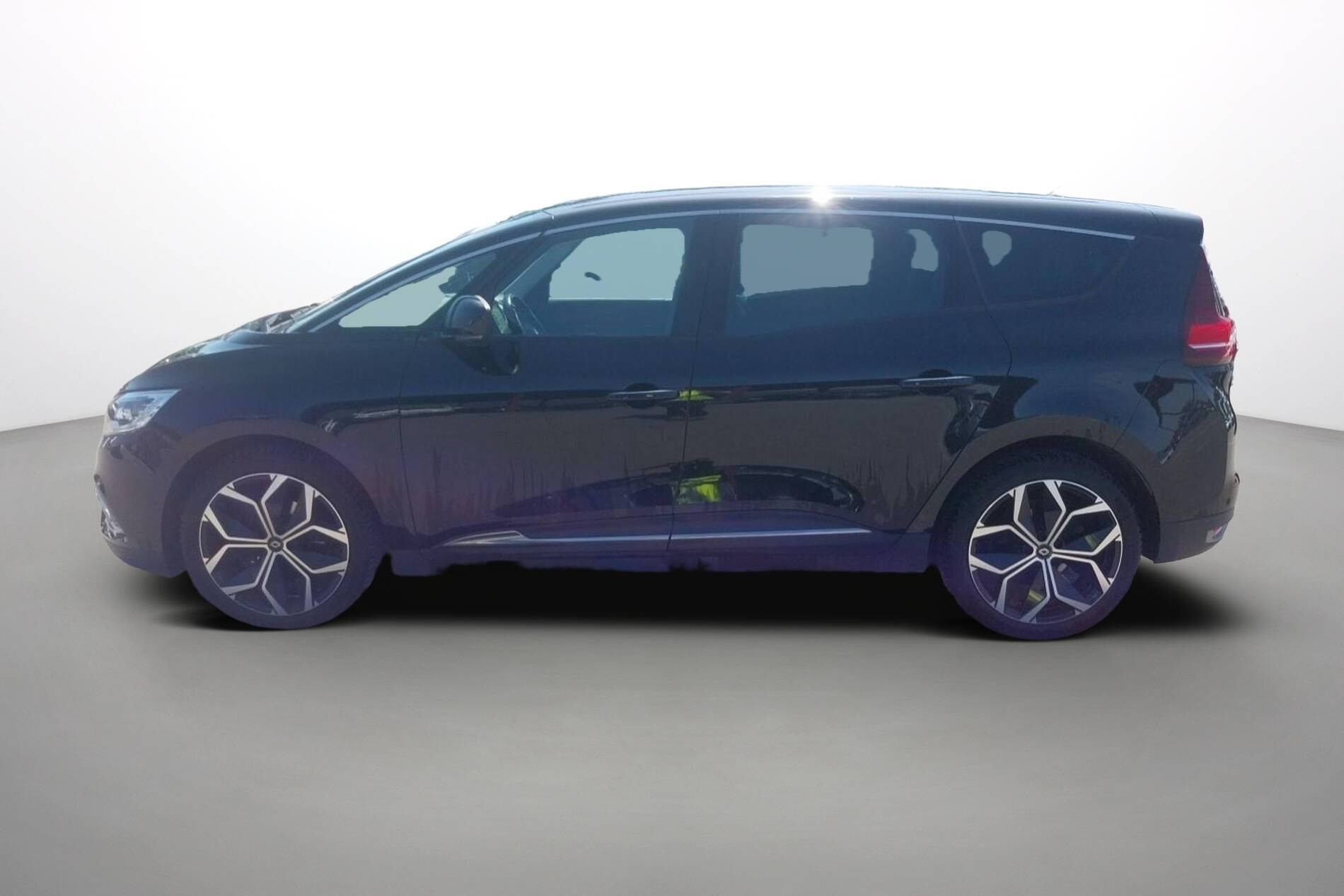 Vente en ligne Renault Grand Scenic 4 Grand Scenic Blue dCi 150 EDC - 21 au prix de 19 900 €