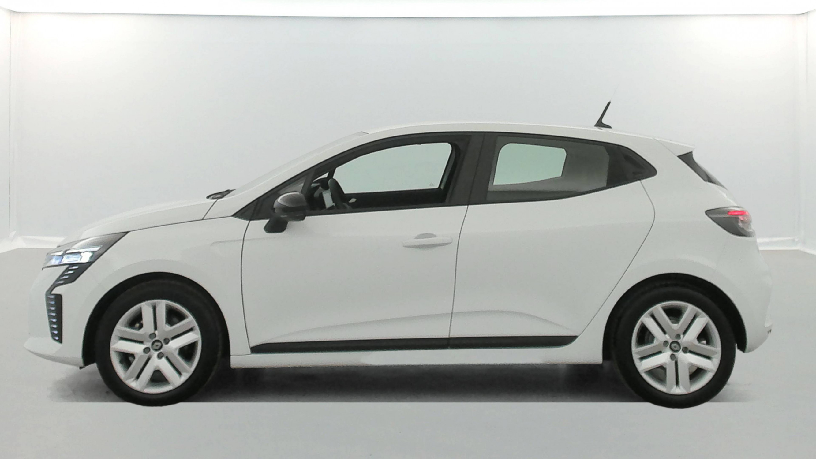 Vente en ligne Renault Clio 5 Clio E-Tech full hybrid 145 ch GSR2 au prix de 19 990 €