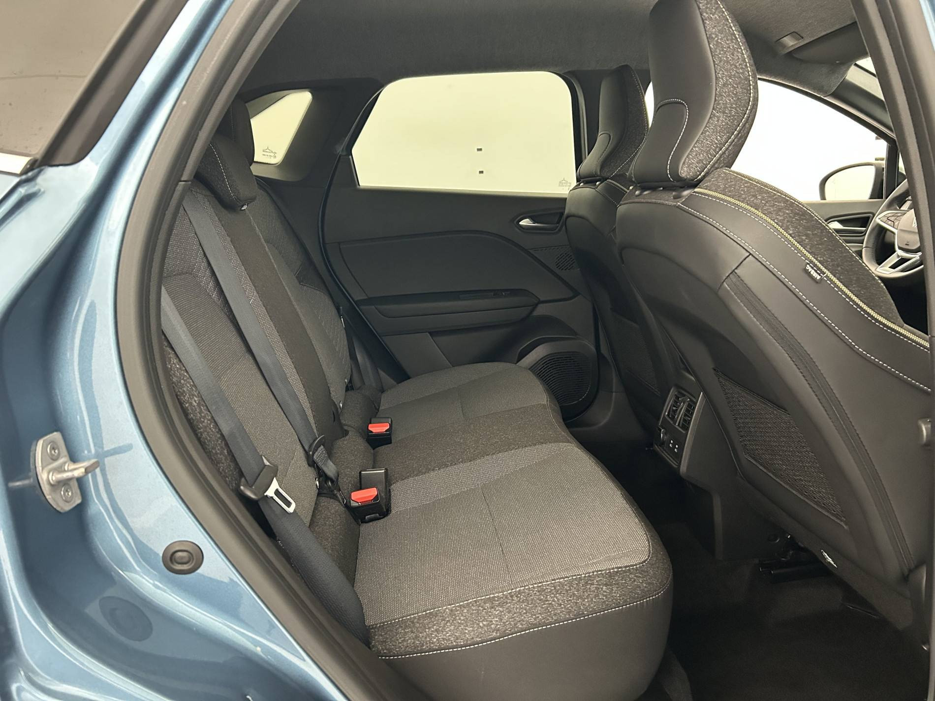 Vente en ligne Renault Symbioz  E-Tech full hybrid 145 au prix de 27 290 €