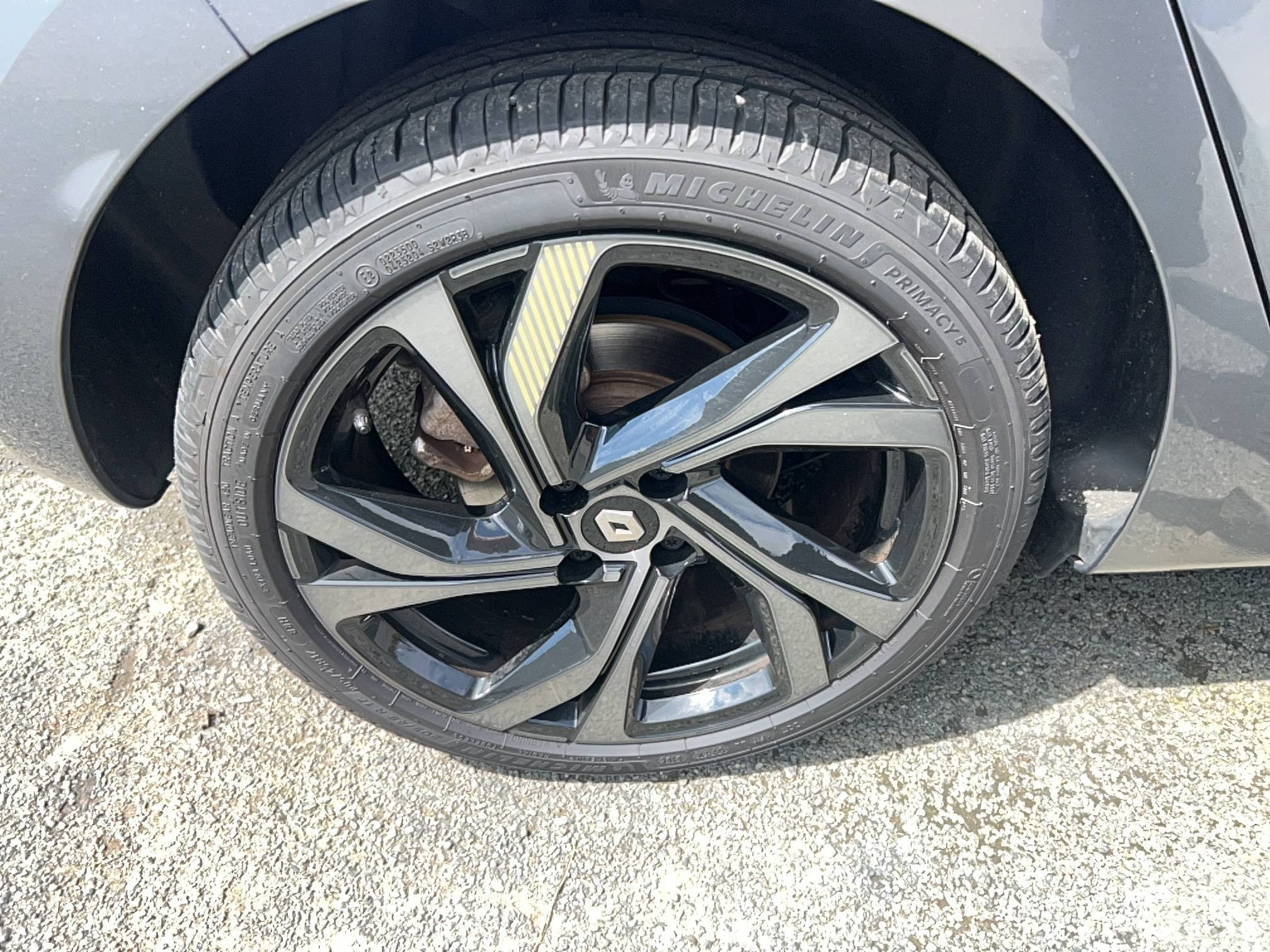 Vente en ligne Renault Clio 5 Clio E-Tech hybride 145 au prix de 16 990 €