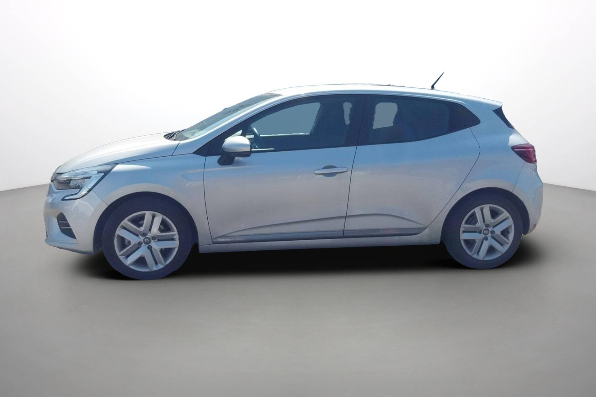 Vente en ligne Renault Clio 5 Clio E-Tech 140 - 21N au prix de 16 490 €