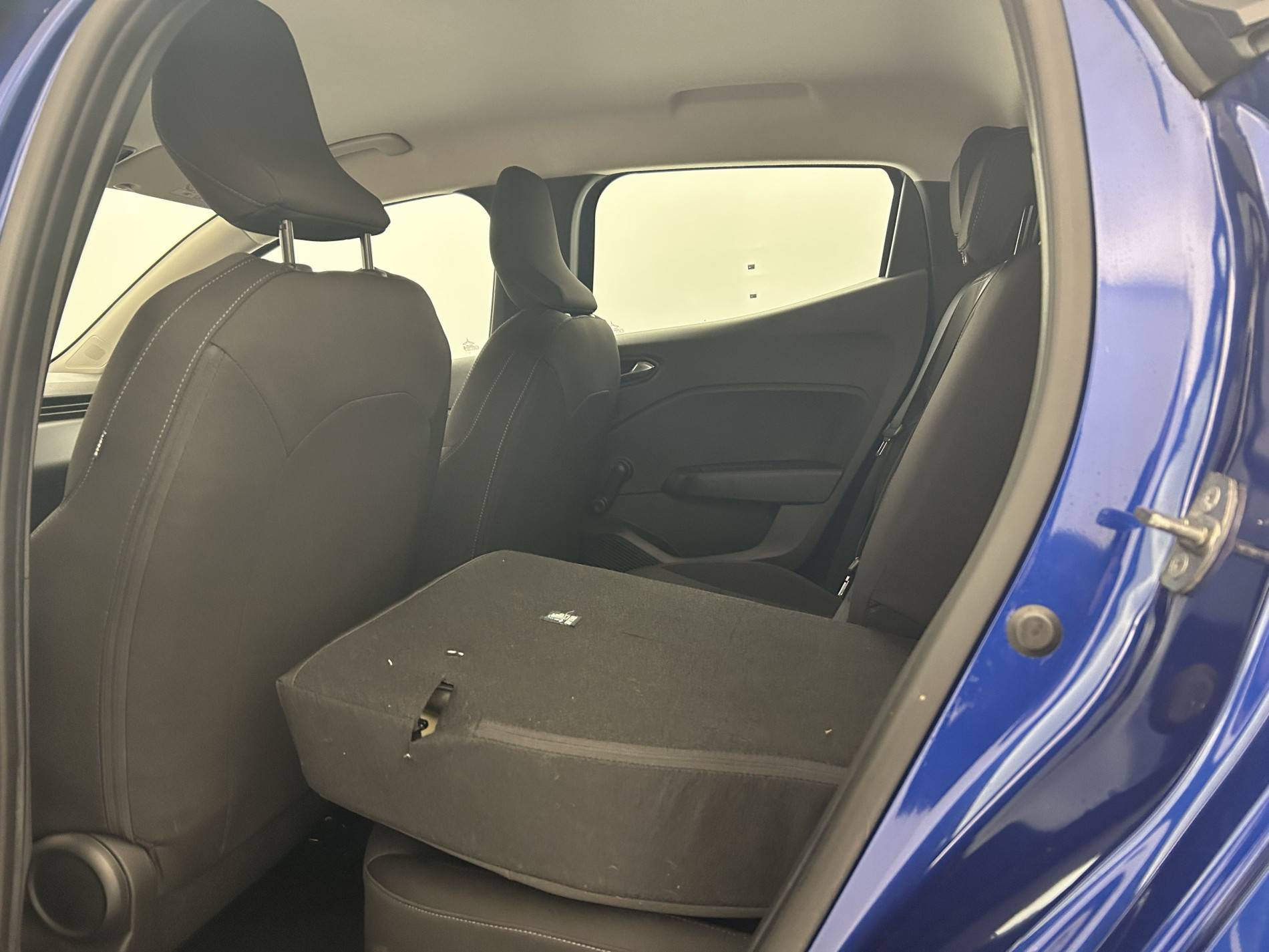 Vente en ligne Renault Clio 5 Clio TCe 90 au prix de 13 690 €