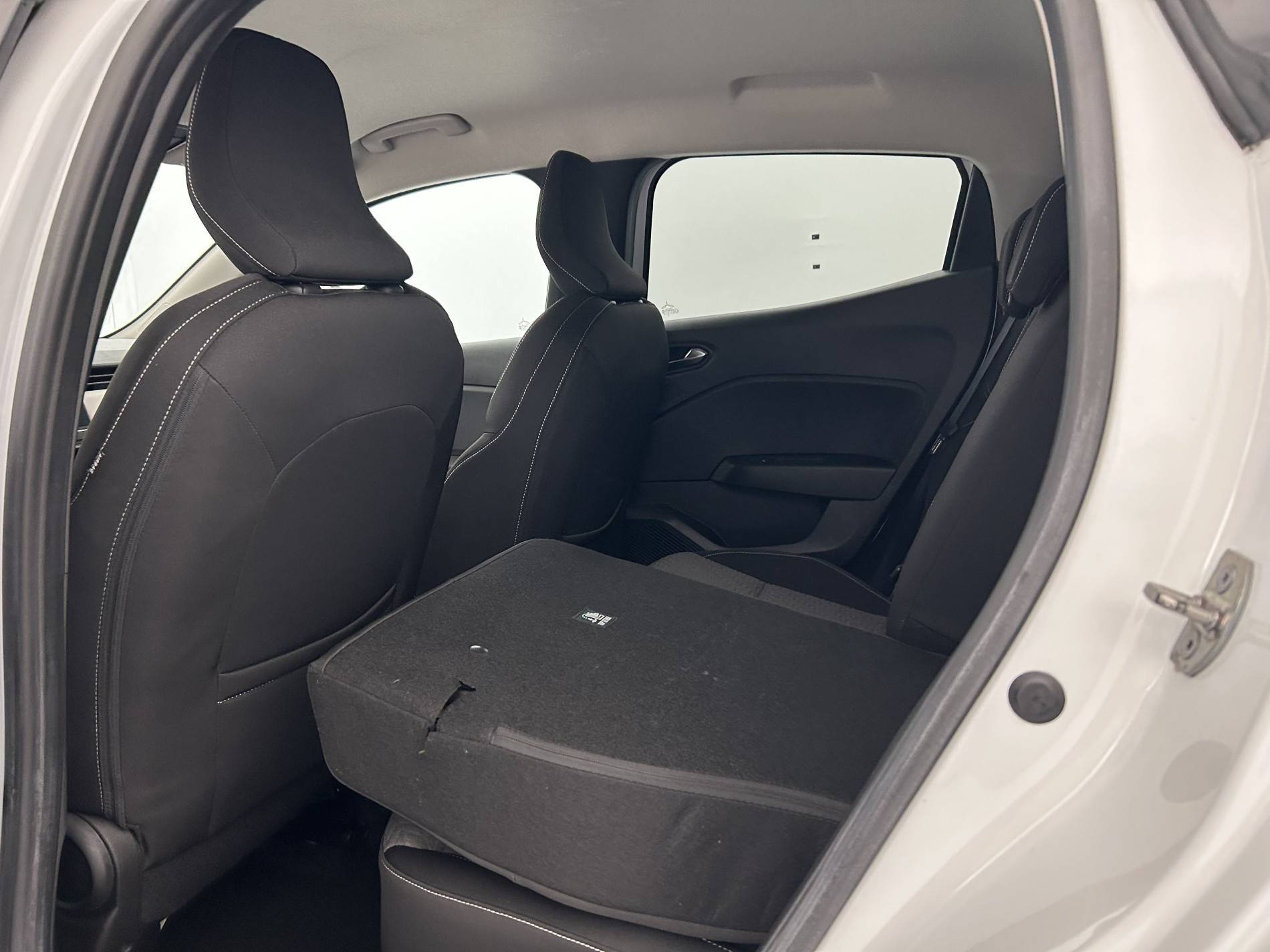 Vente en ligne Renault Clio 5 Clio SCe 65 au prix de 12 990 €