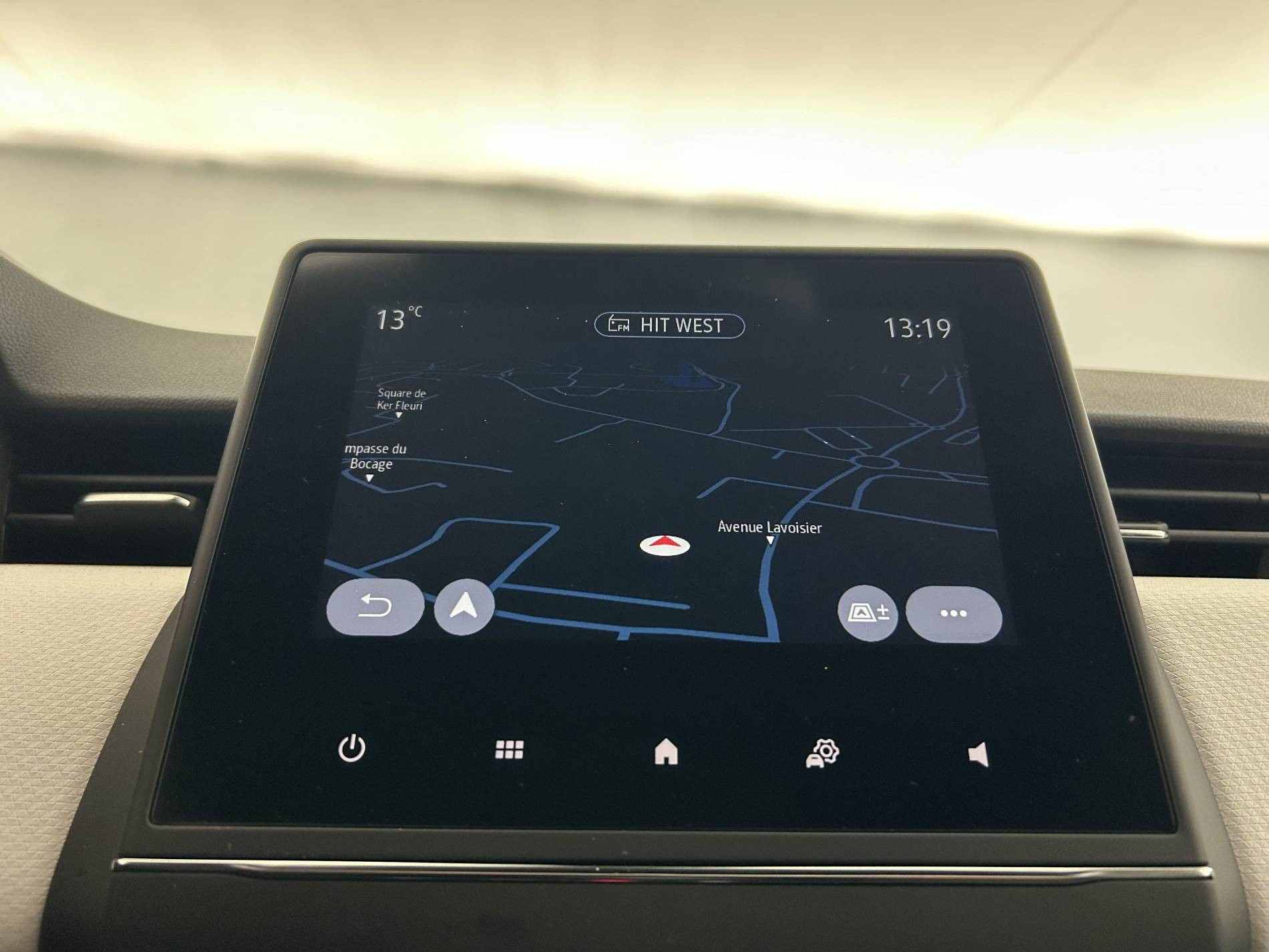 Vente en ligne Renault Clio 5 Clio TCe 90 - 21N au prix de 14 490 €