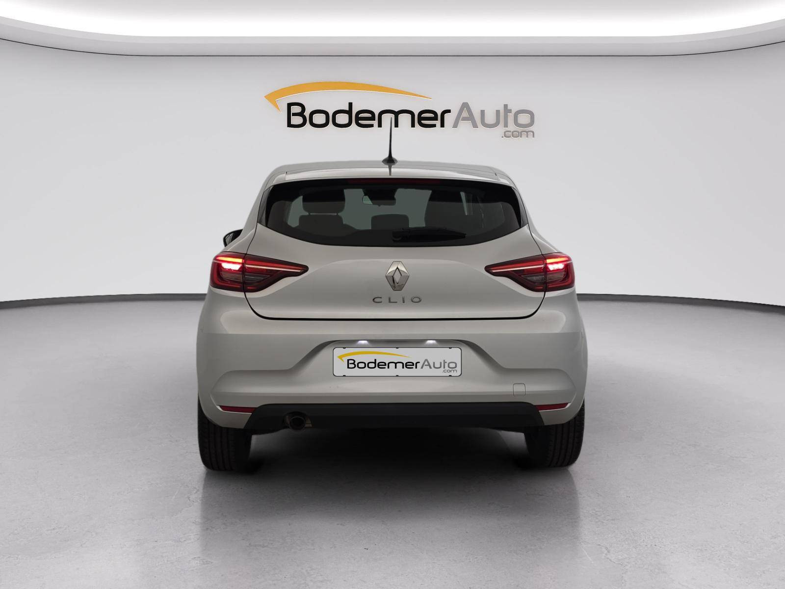 Vente en ligne Renault Clio 5 Clio TCe 90 au prix de 13 690 €
