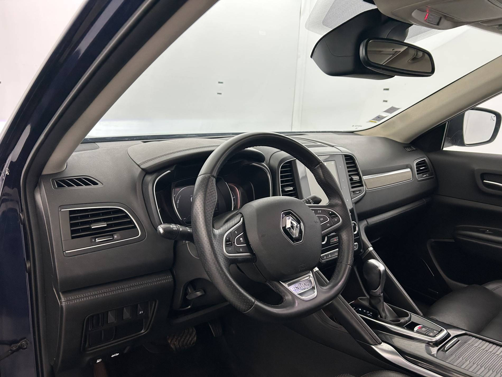 Vente en ligne Renault Koleos  dCi 175 4x2 X-tronic Energy au prix de 21 970 €