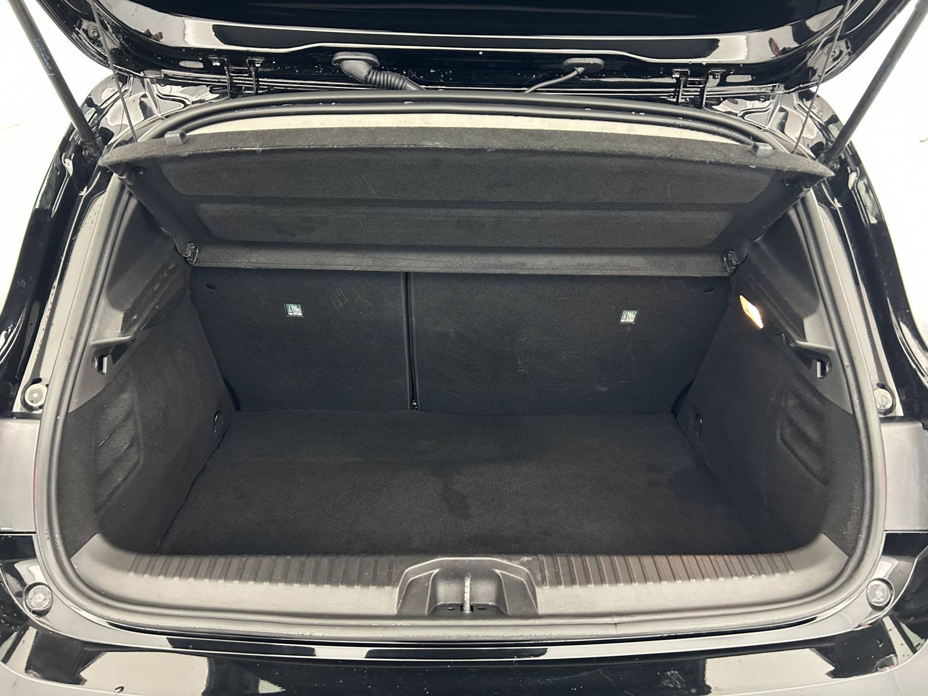 Vente en ligne Renault Clio 5 Clio E-Tech full hybrid 145 ch GSR2 au prix de 19 490 €