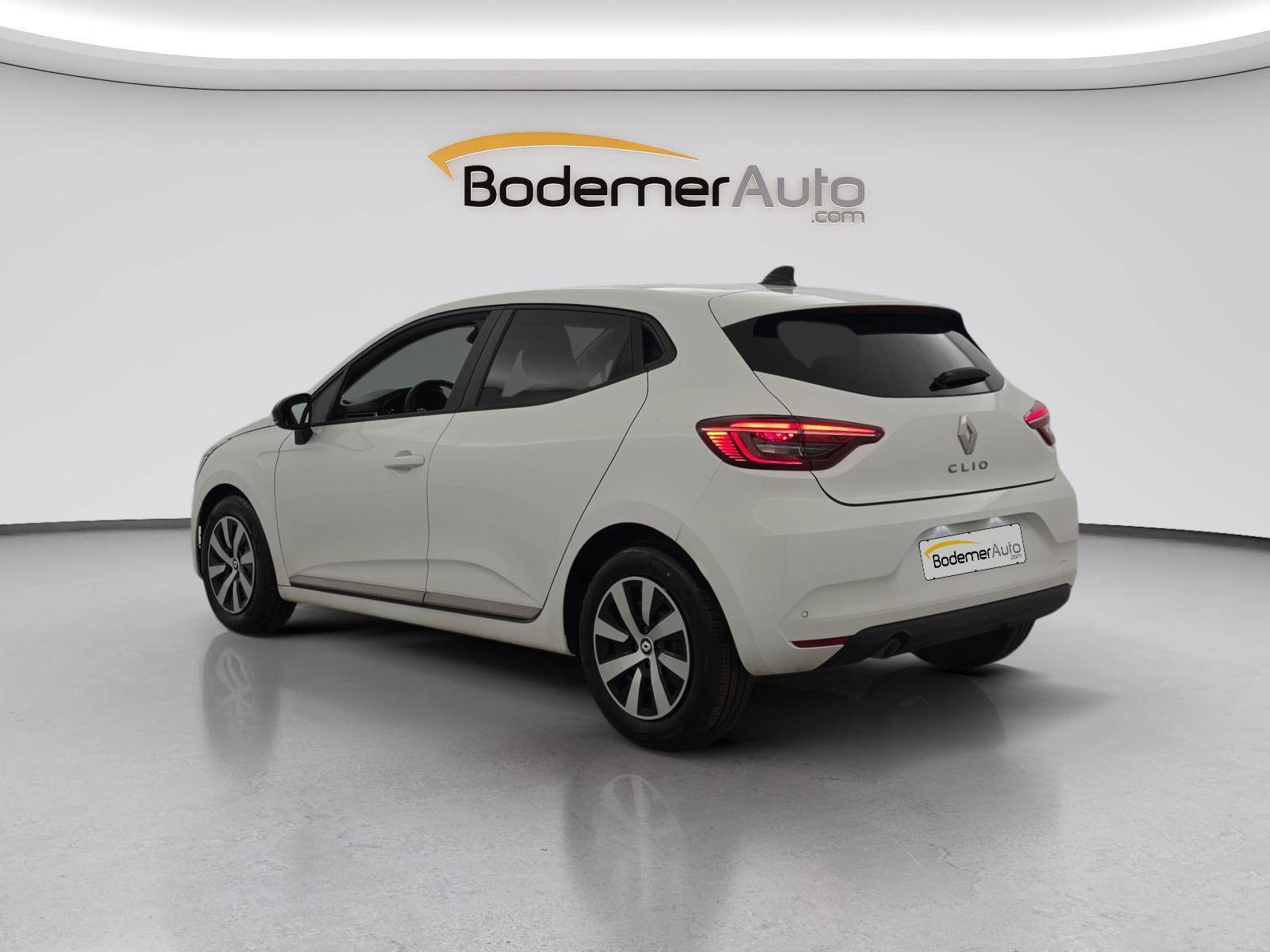 Vente en ligne Renault Clio 5 Clio TCe 90 au prix de 14 990 €
