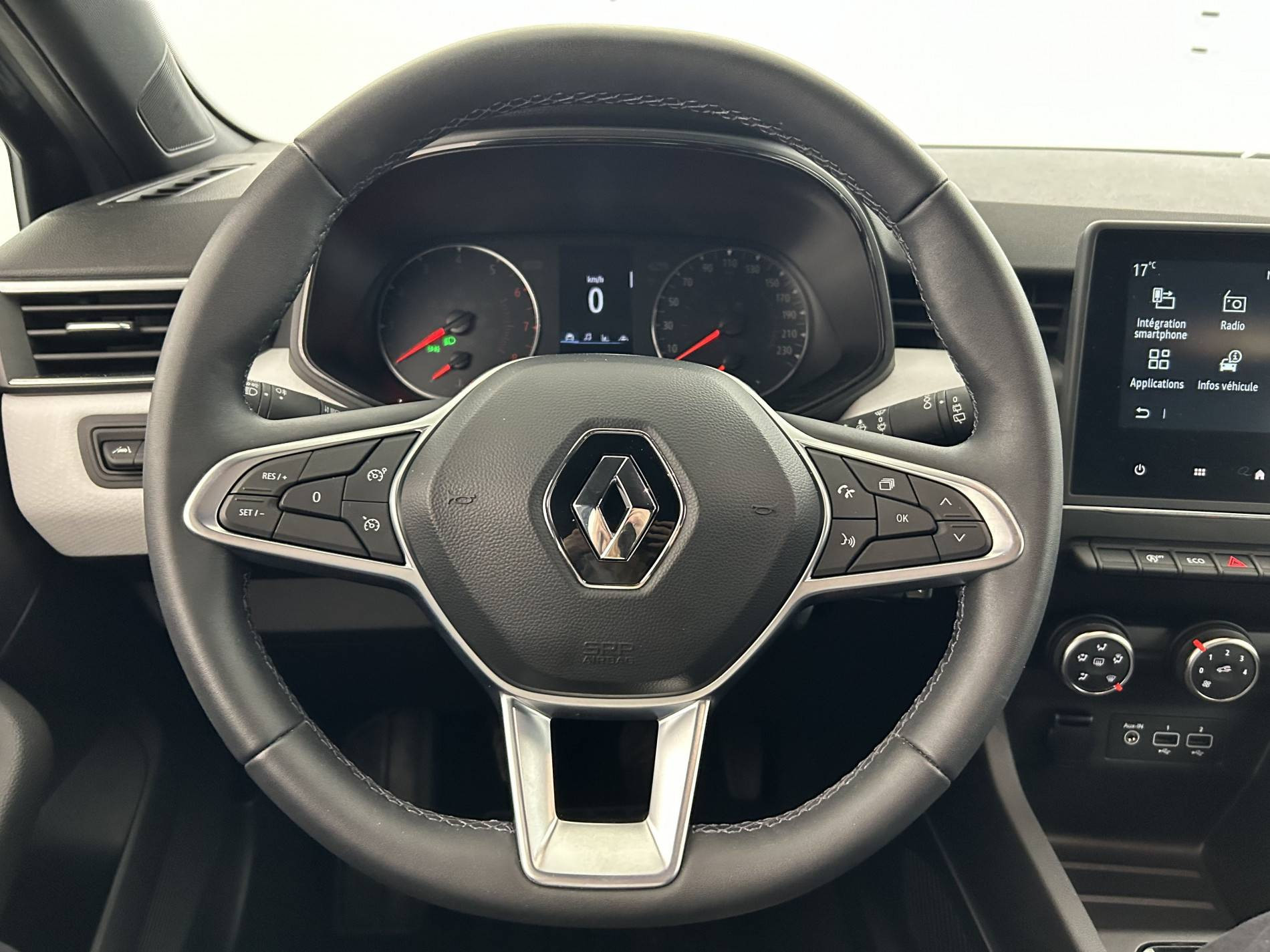 Vente en ligne Renault Clio 5 Clio TCe 90 - 21N au prix de 14 790 €