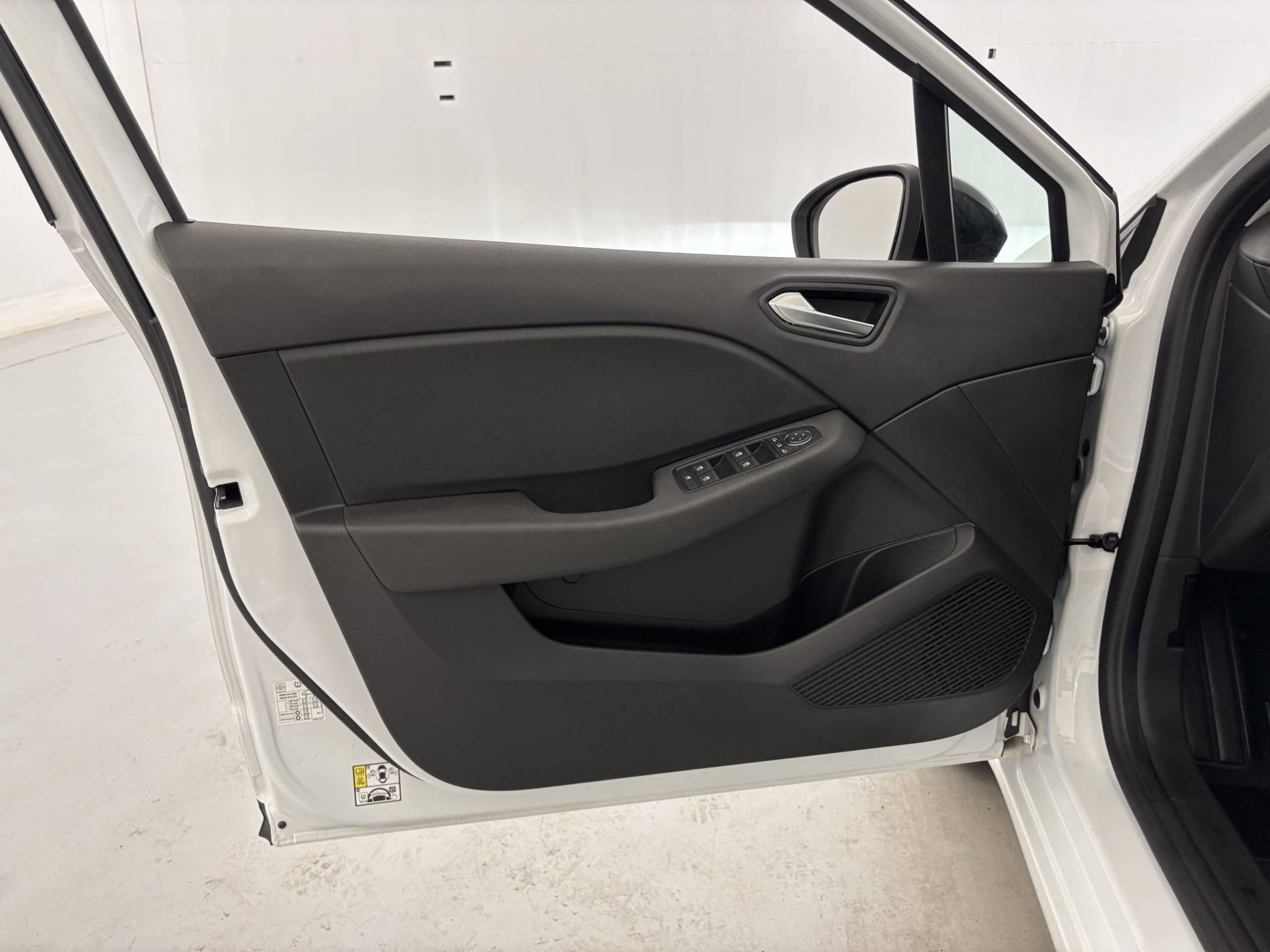Vente en ligne Renault Clio 5 Clio TCe 90 au prix de 14 690 €