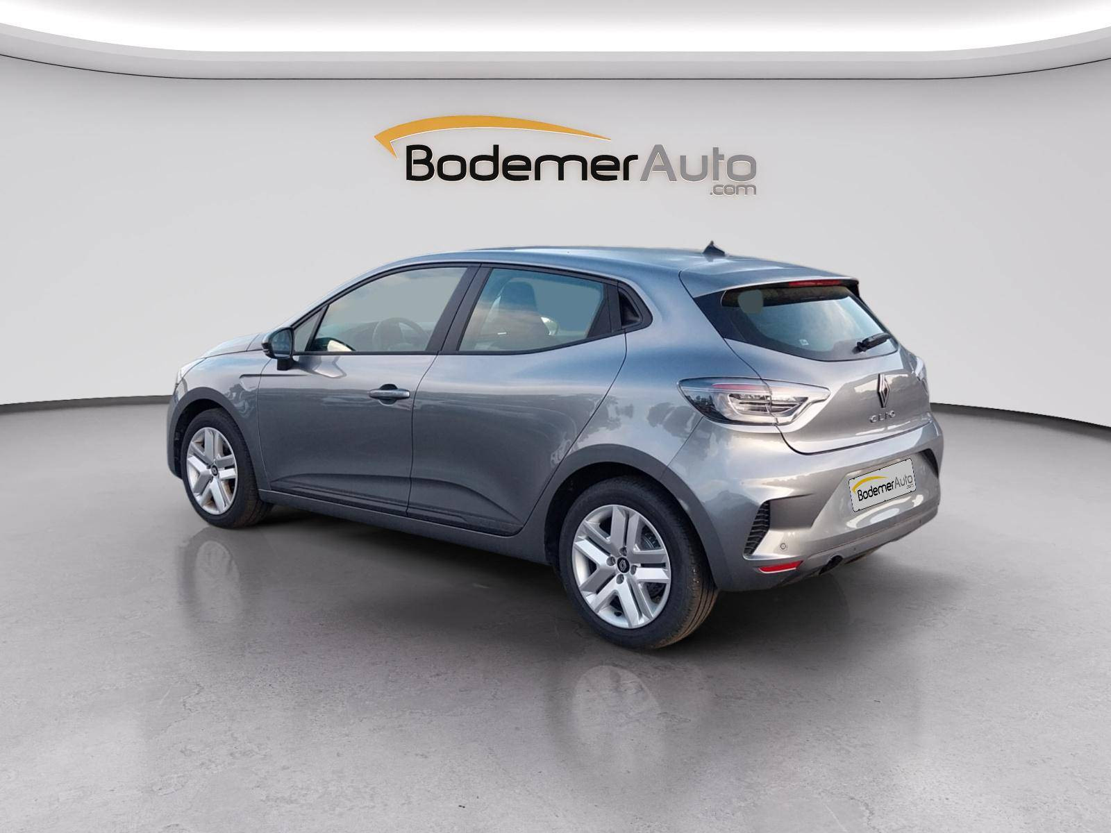 Vente en ligne Renault Clio 5 Clio Blue dCi 100 ch GSR2 au prix de 17 750 €
