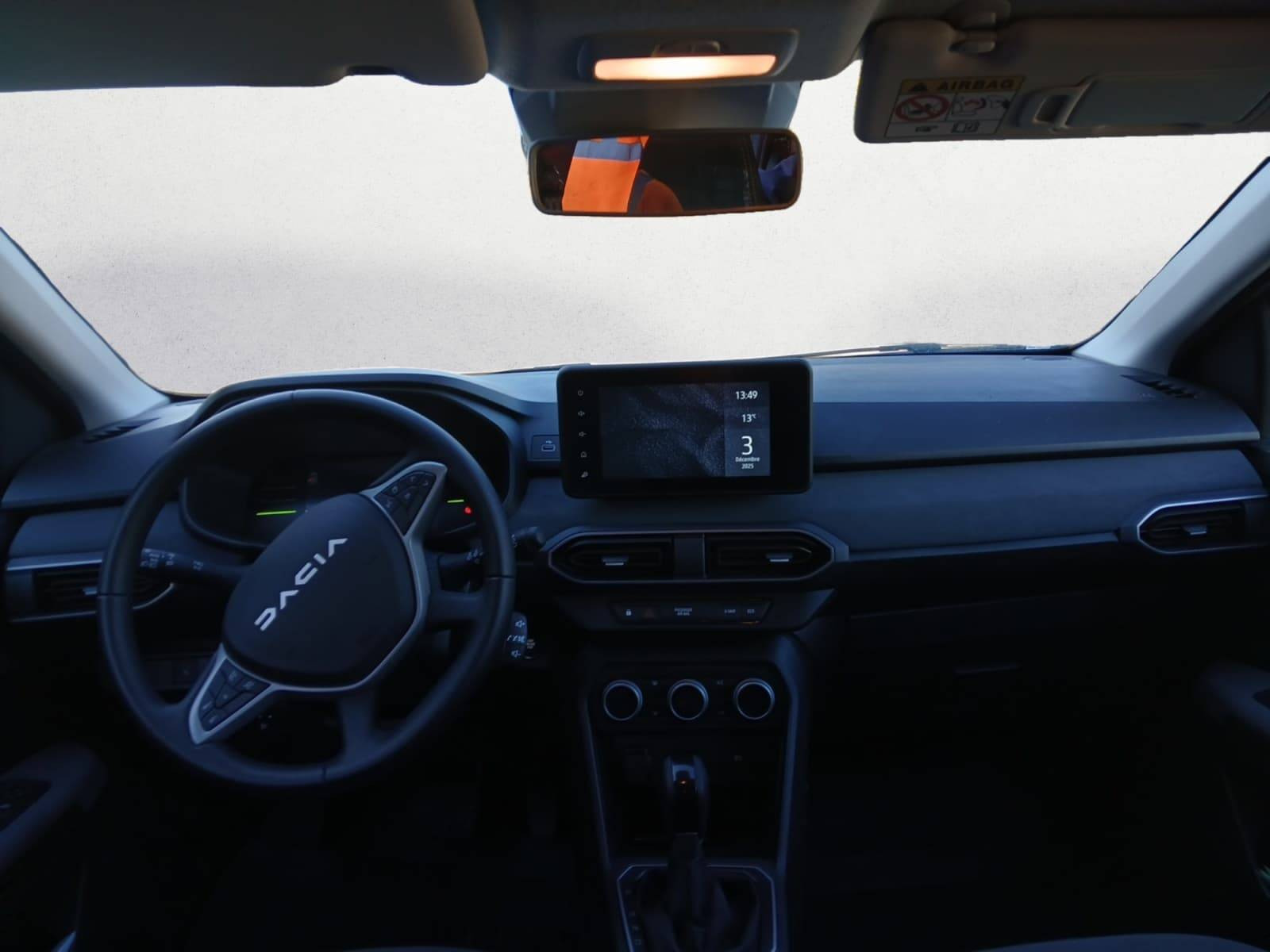 Vente en ligne Dacia Jogger  Hybrid 140 7 places GSR2 au prix de 25 990 €