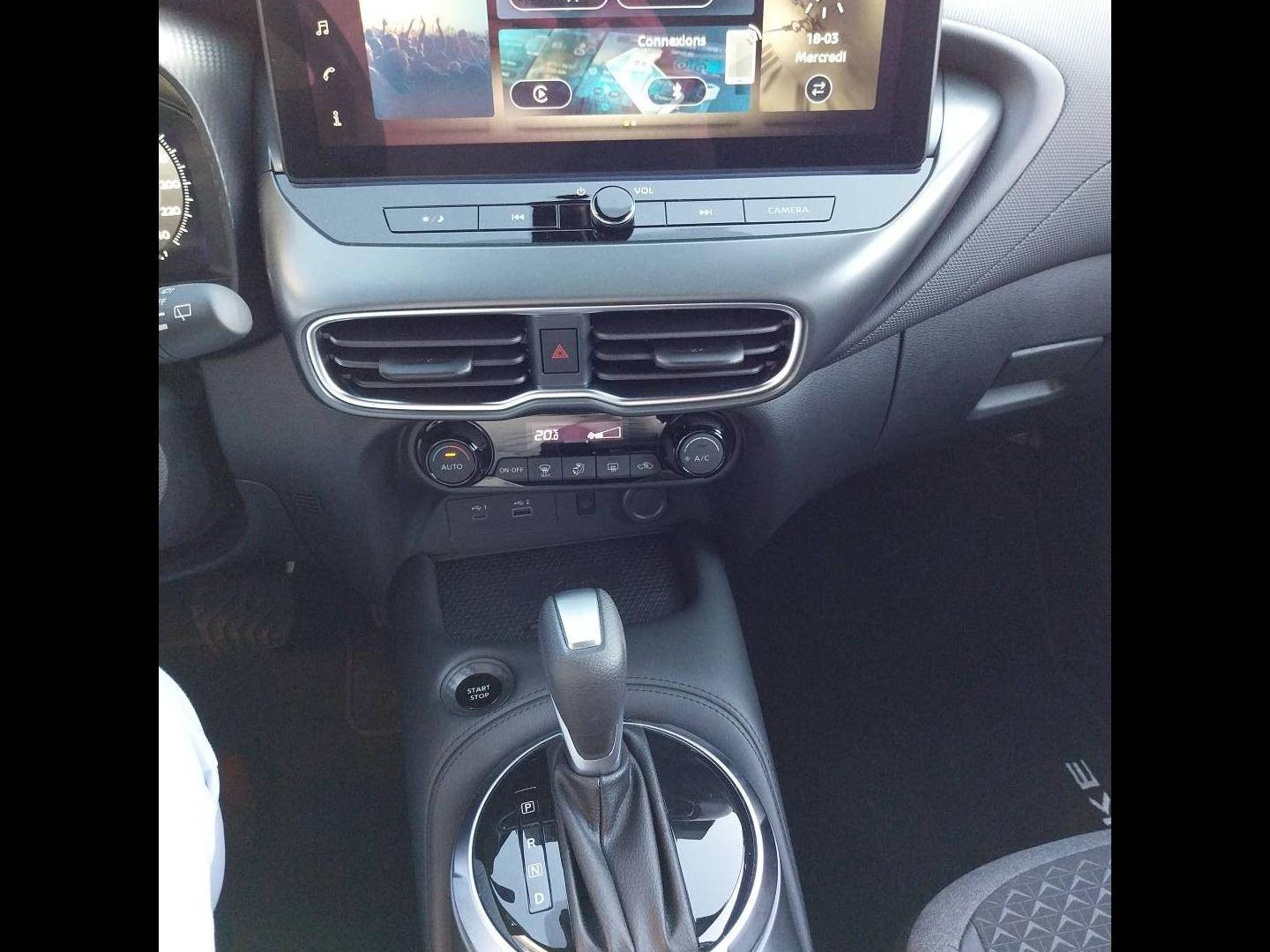 Vente en ligne Nissan Juke  HYBRID 143 au prix de 28 990 €