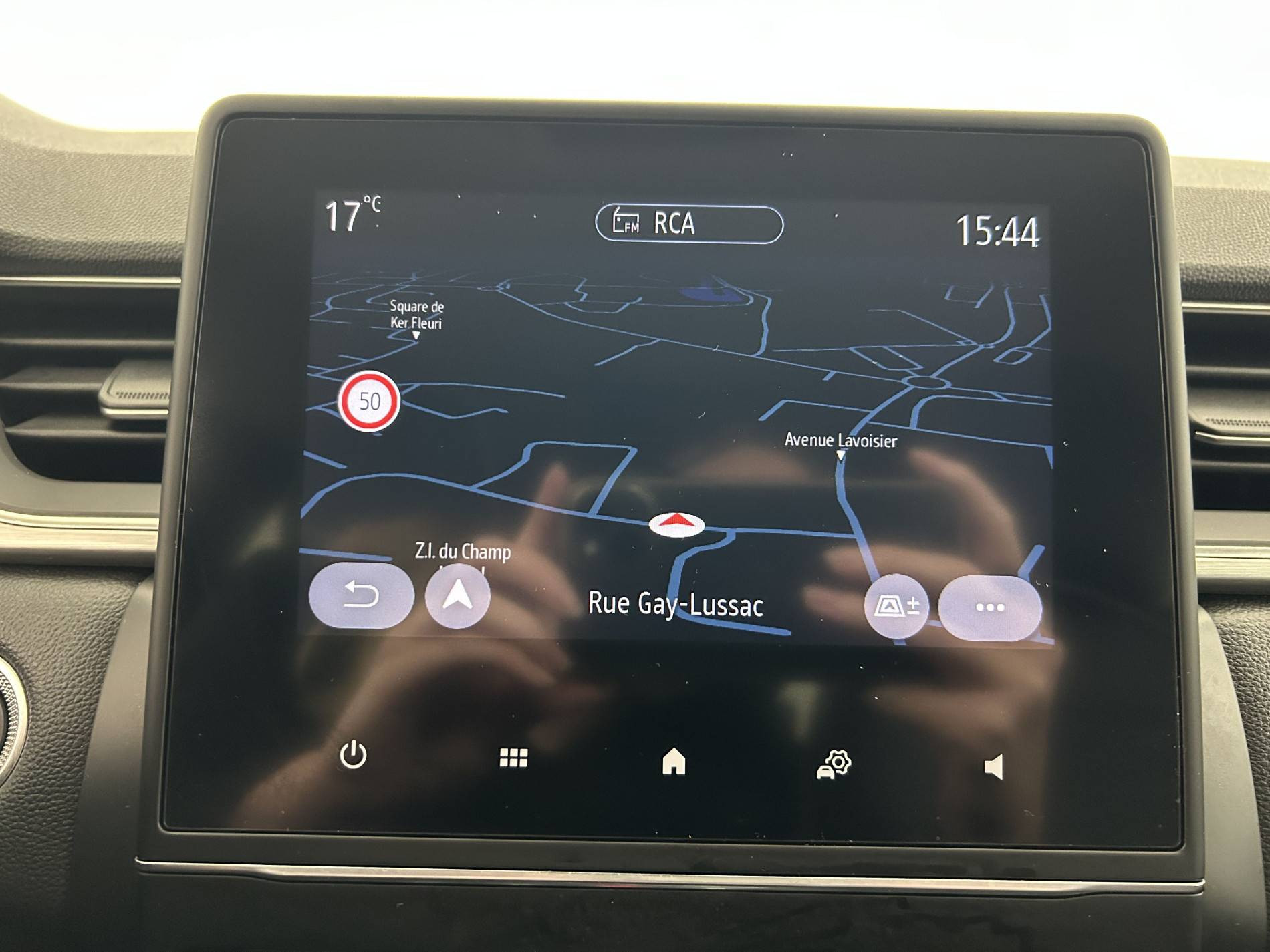 Vente en ligne Renault Captur  E-Tech Plug-in 160 au prix de 15 500 €