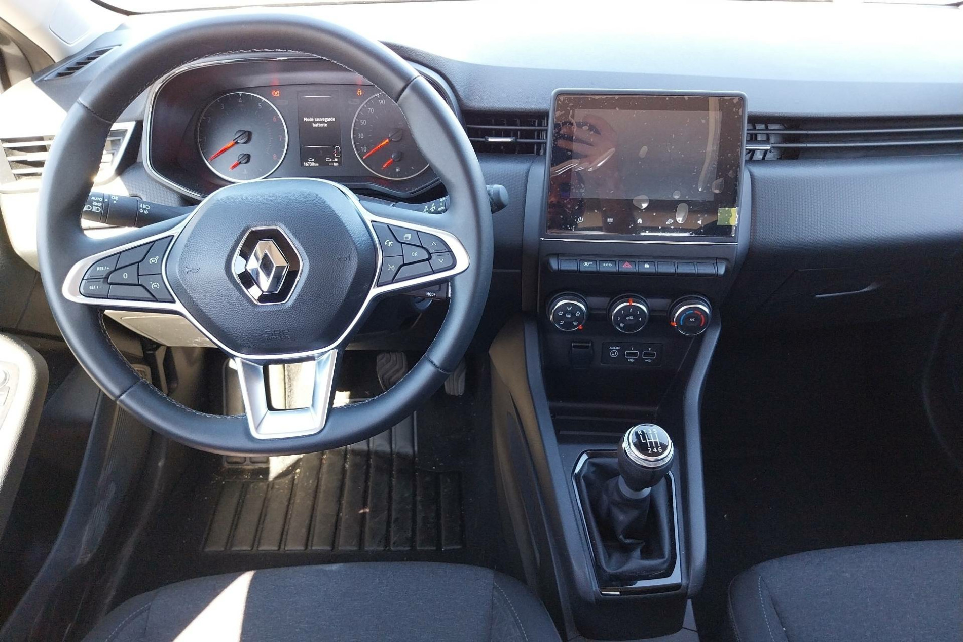 Vente en ligne Renault Clio 5 Clio TCe 90 au prix de 14 490 €